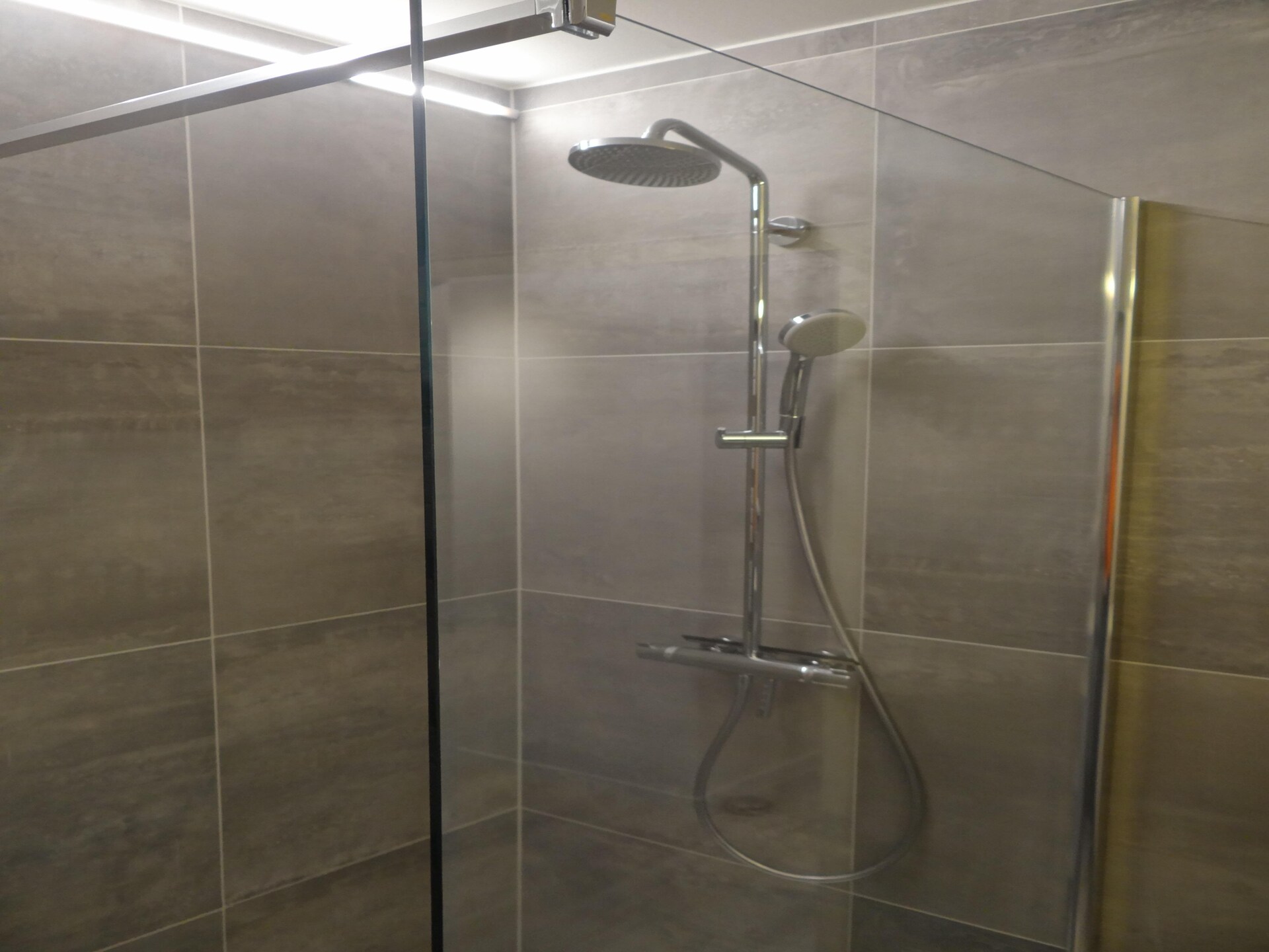 Modern appartement met 2 slaapkamers en zeezicht op de zeewering van Nieuwpoort - foto 11