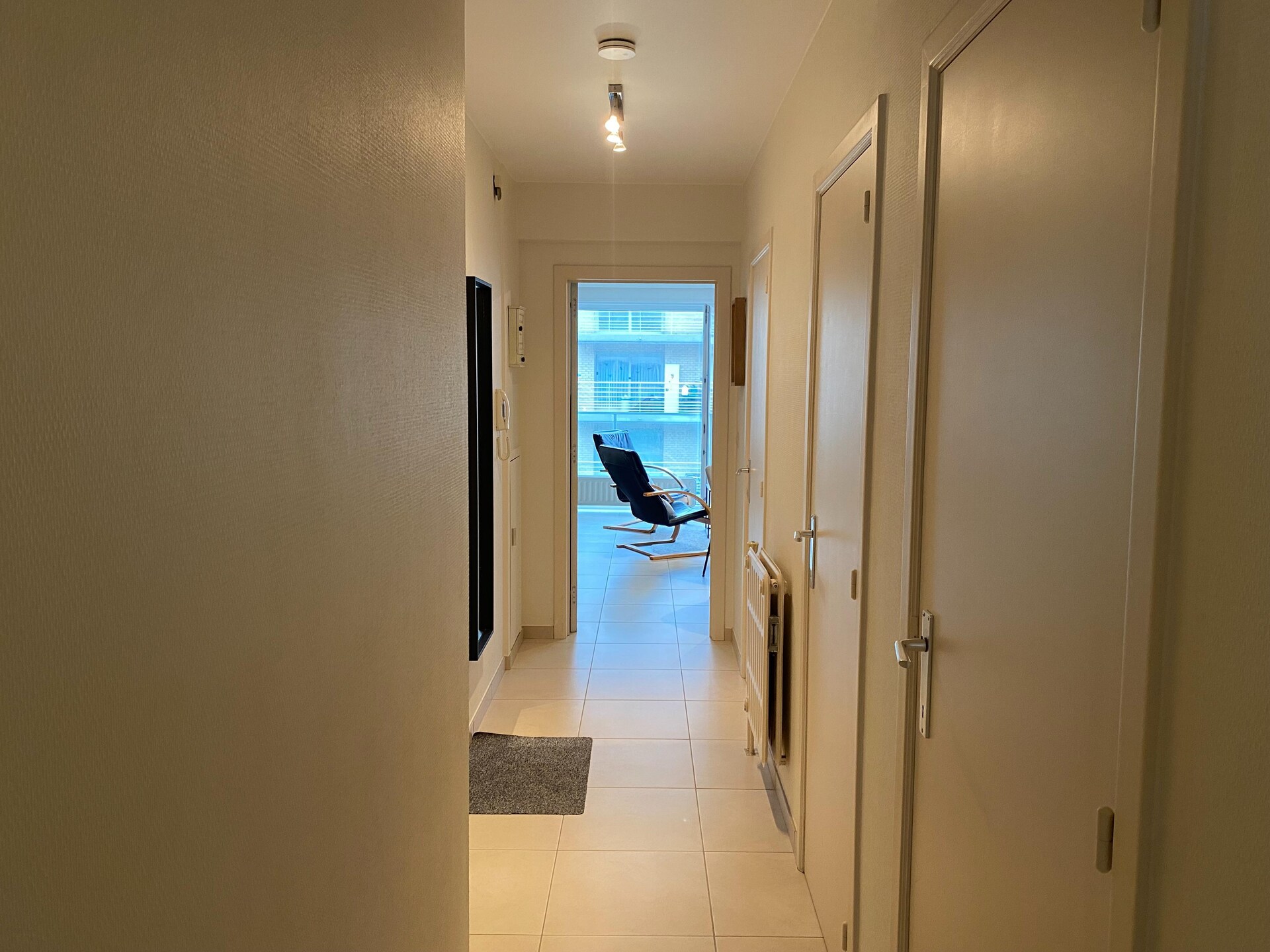 Stijlvol appartement aan de winkelstraat van Nieuwpoort, vlakbij zee - foto 6