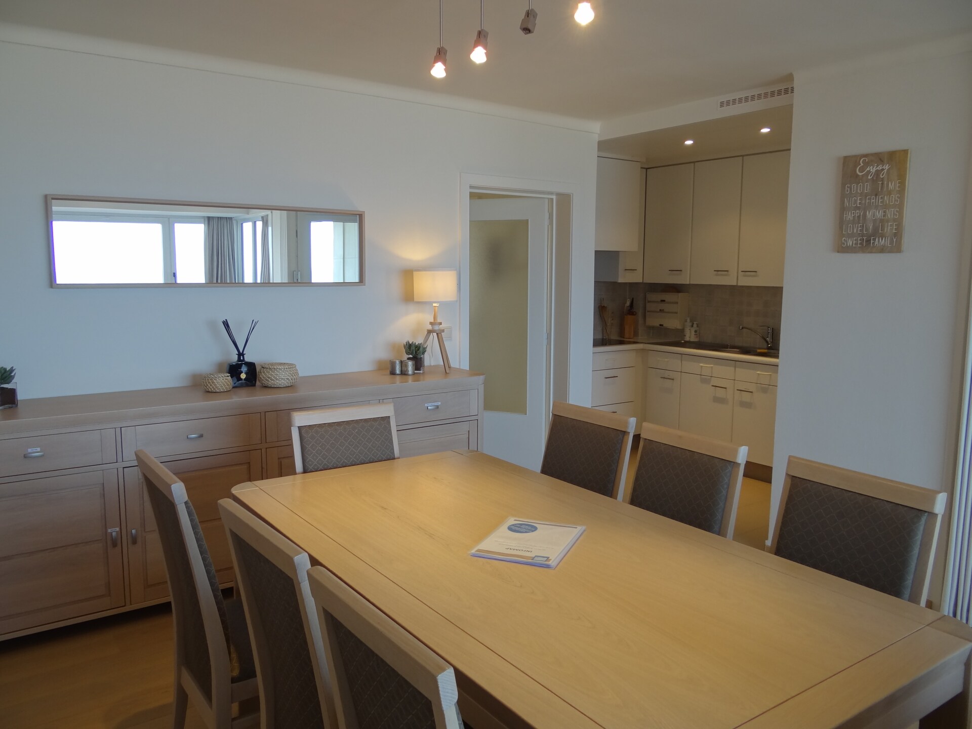 Prachtig appartement aan de zeedijk van Nieuwpoort met zeezicht voor 6 personen - foto 2
