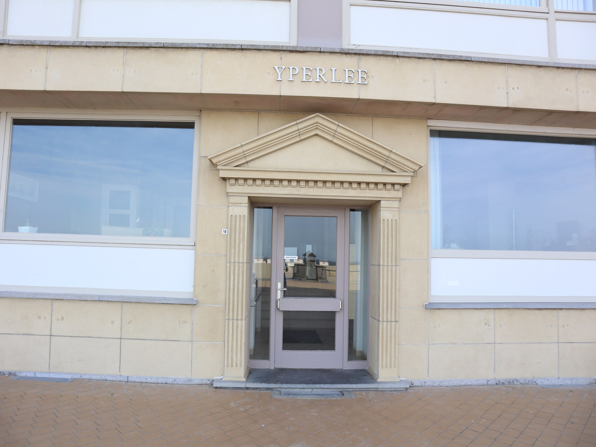 Prachtig appartement aan de zeedijk van Nieuwpoort met zeezicht voor 6 personen - foto 7