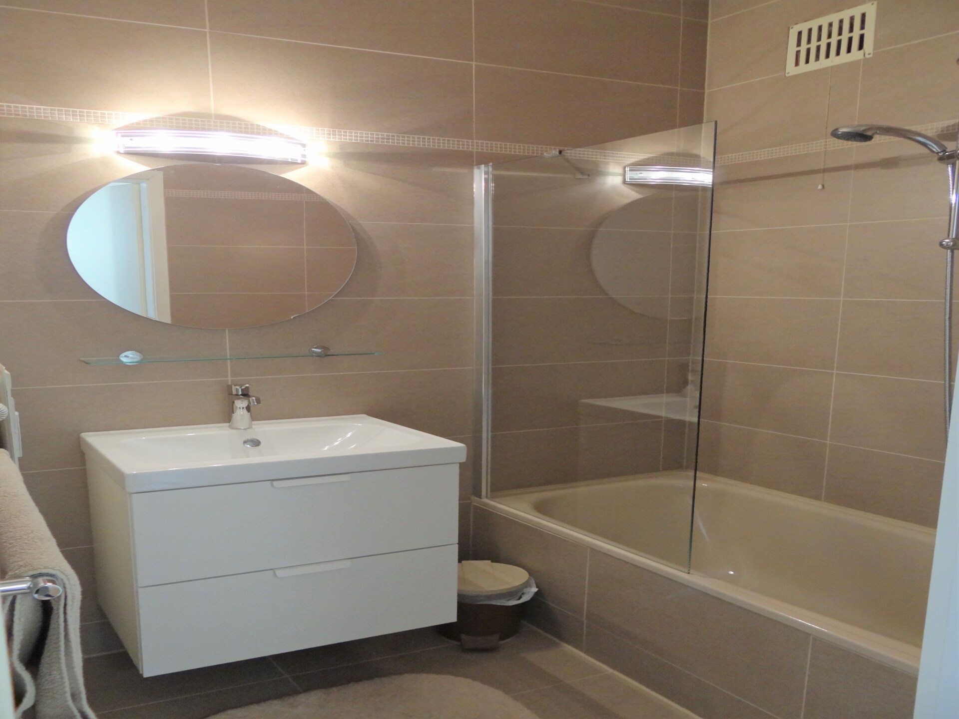 Gerenoveerd appartement met zeezicht in hartje Nieuwpoort - foto 14