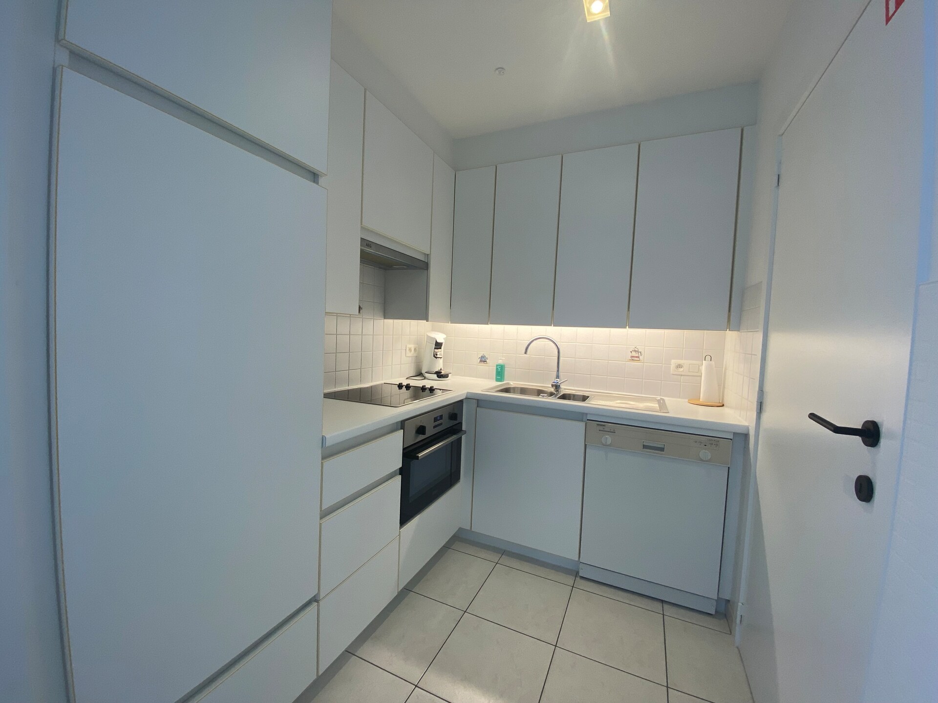 Ruim hoekappartement met panoramisch zeezicht in Nieuwpoort - foto 2