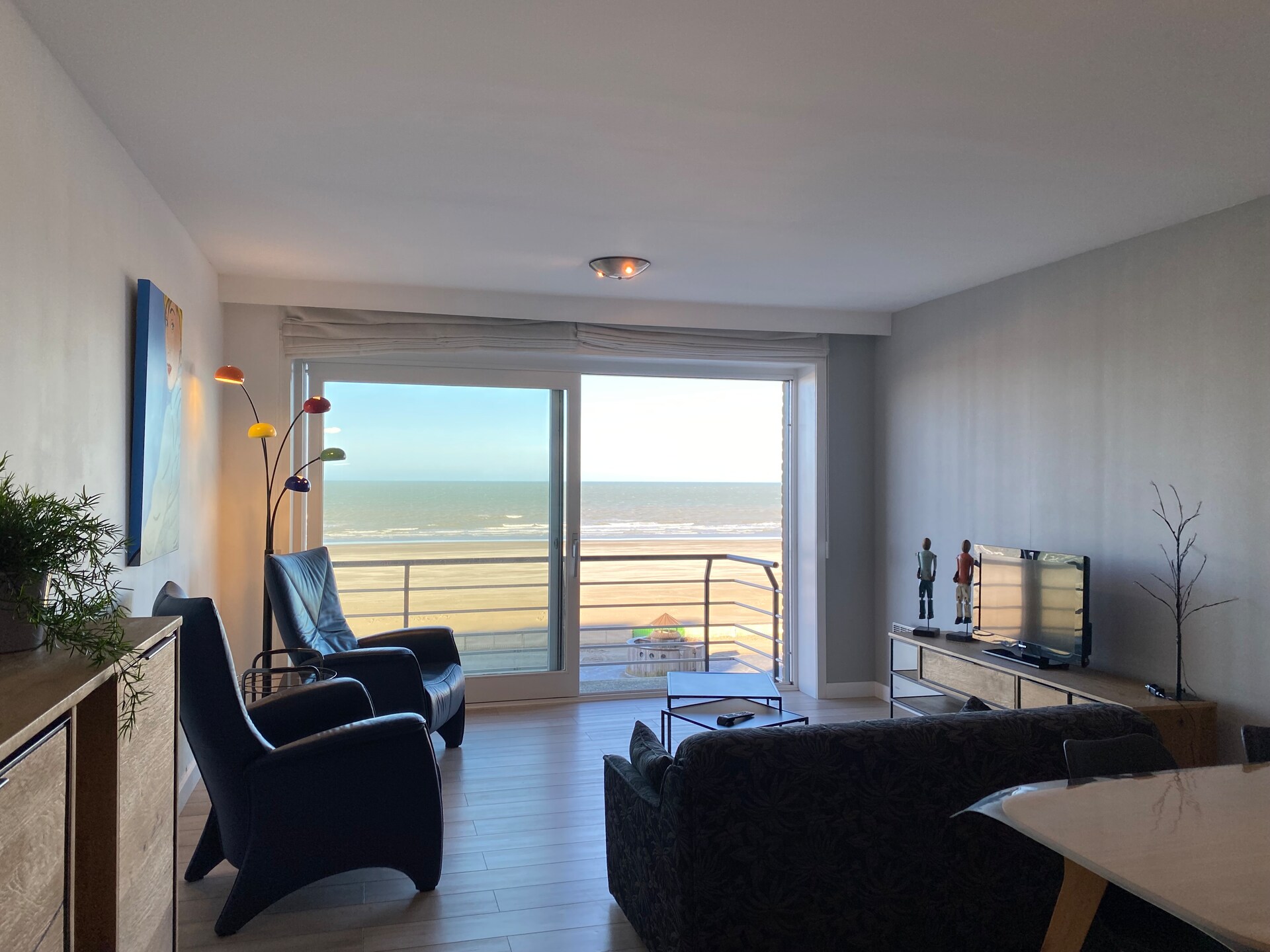 Appartement op de zeedijk met zeezicht en vlakbij het strand - foto 6