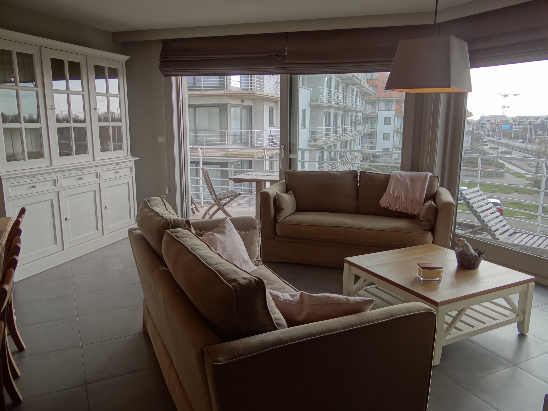 Zonnig appartement aan golfbaan in hartje Nieuwpoort met 2 slaapkamers - foto 5