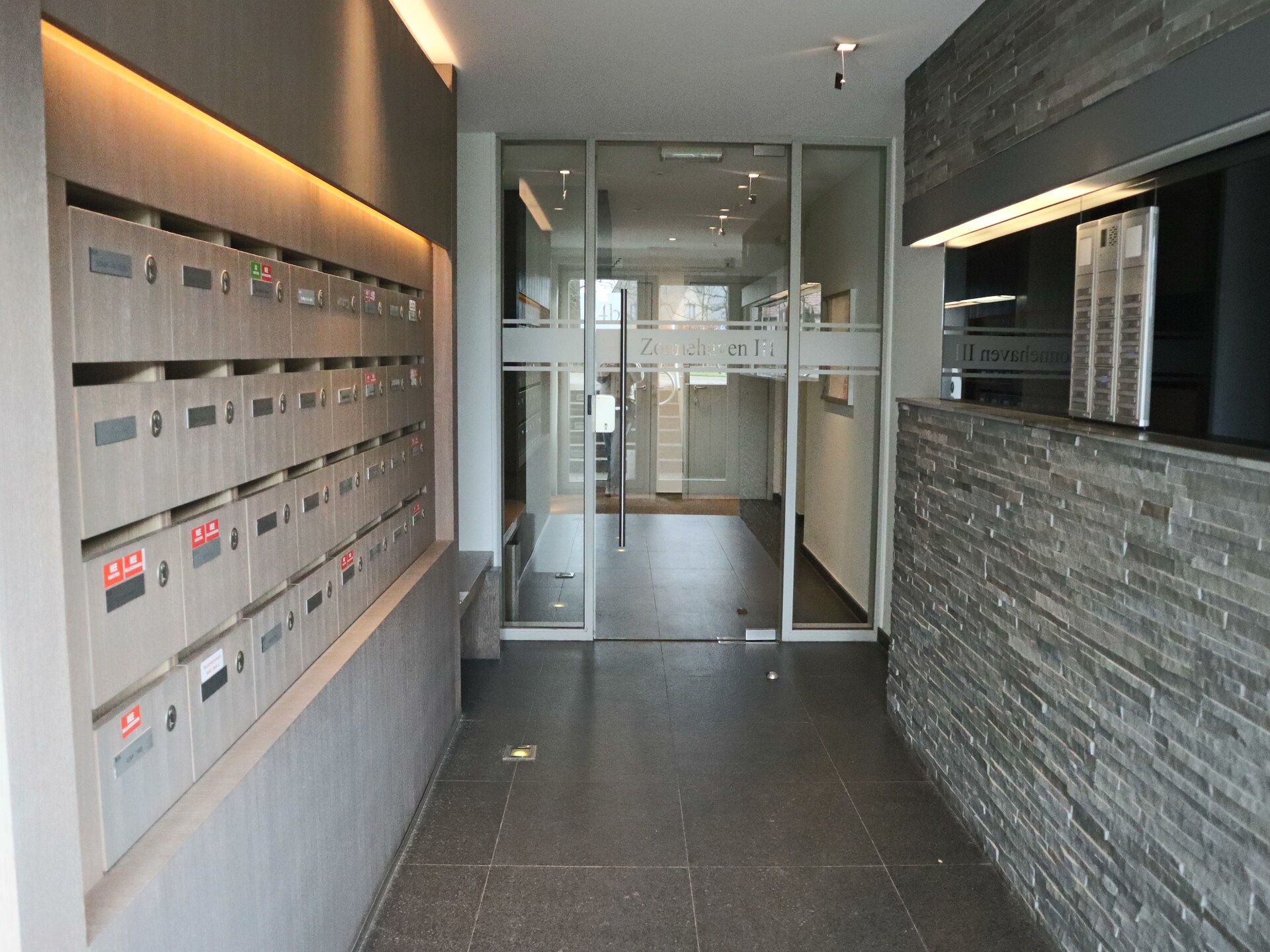 Zonnig appartement aan golfbaan in hartje Nieuwpoort met 2 slaapkamers - foto 15