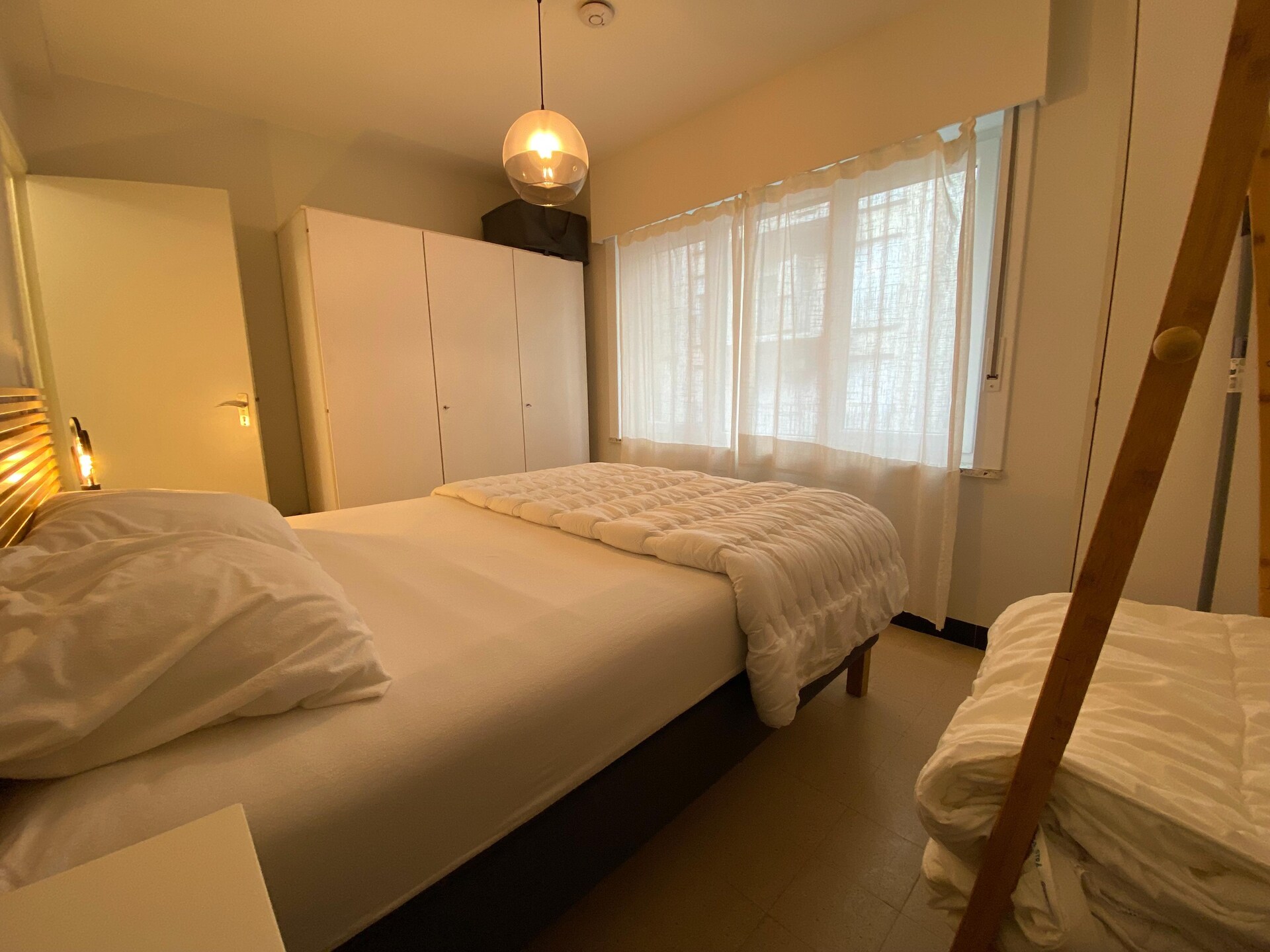Gerenoveerd appartement in het hart van Nieuwpoort, vlakbij strand en jachthaven - foto 9