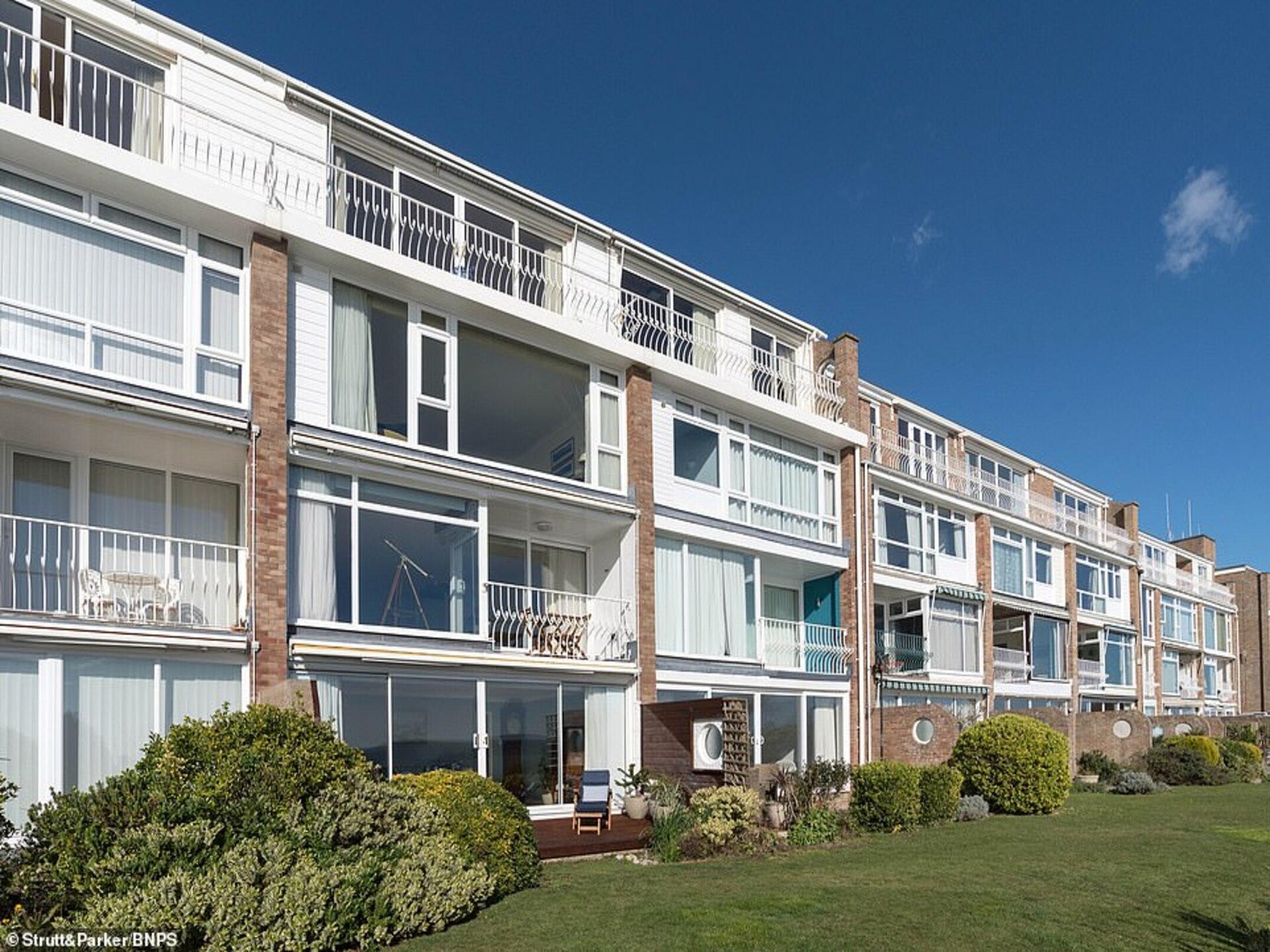 Gerenoveerd appartement in het hart van Nieuwpoort, vlakbij strand en jachthaven - foto 16