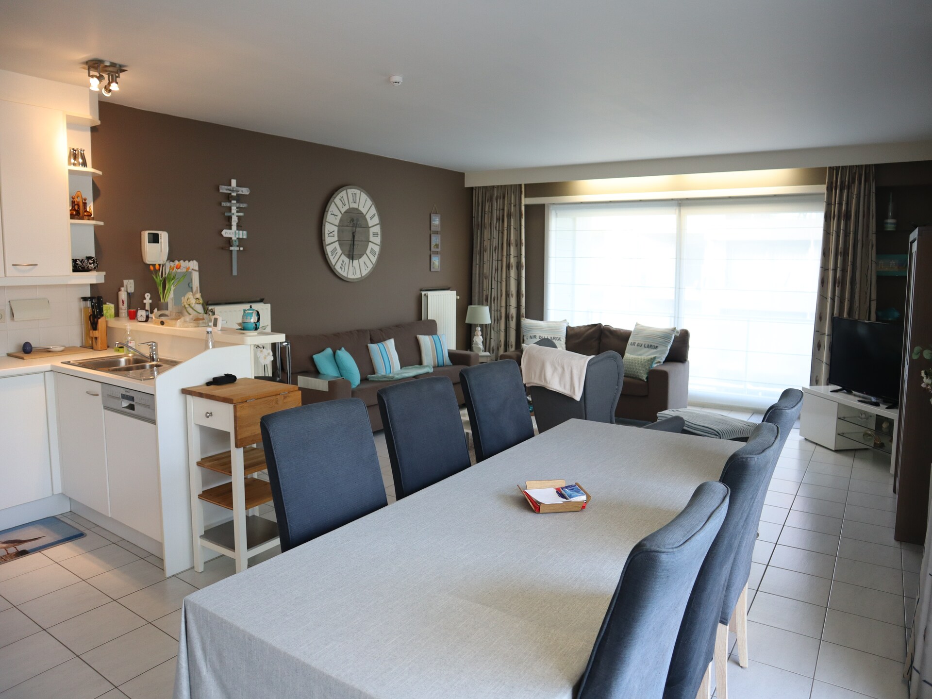 Ruim appartement in Nieuwpoort, vlakbij strand en golfbaan - foto 2