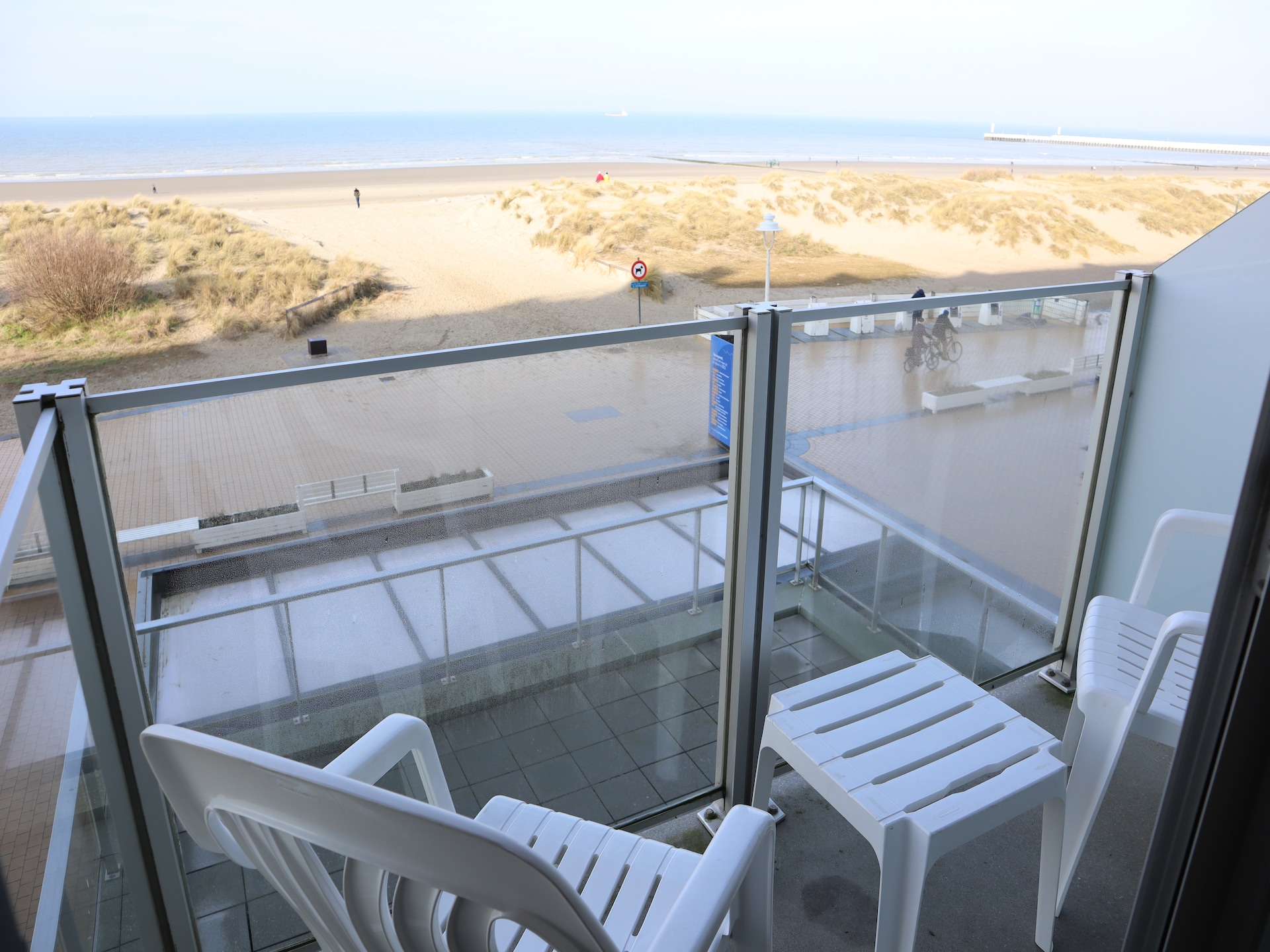 Stijlvol 4-persoons appartement aan de zeewering in Nieuwpoort - foto 5