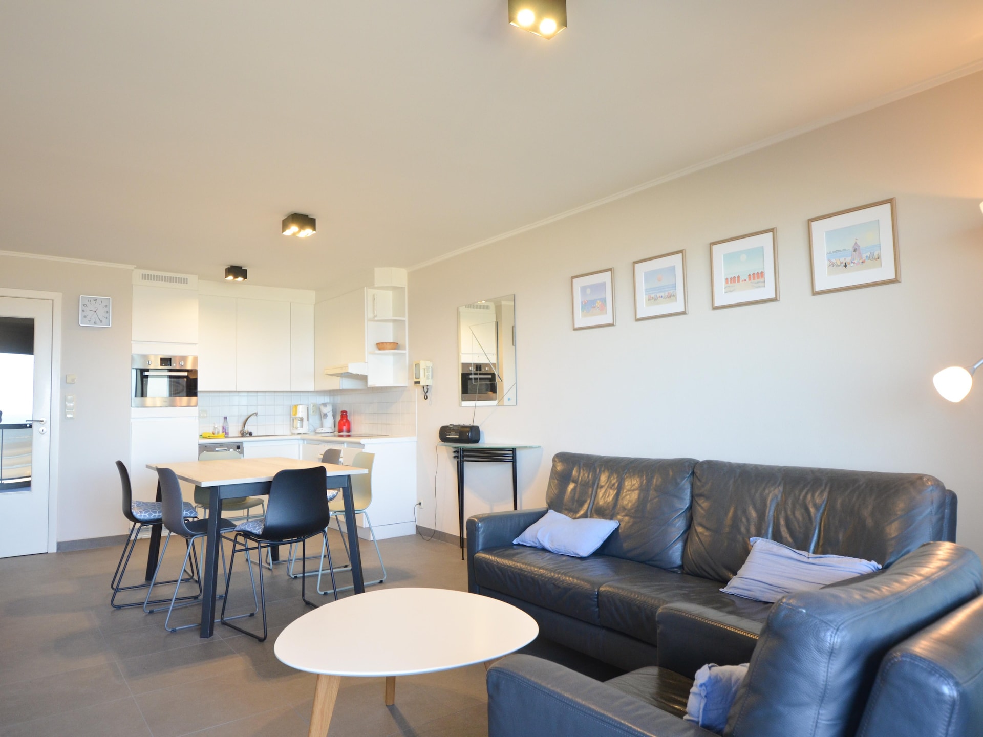 4-persoons appartement in Oostduinkerke met frontaal zeezicht - foto 6