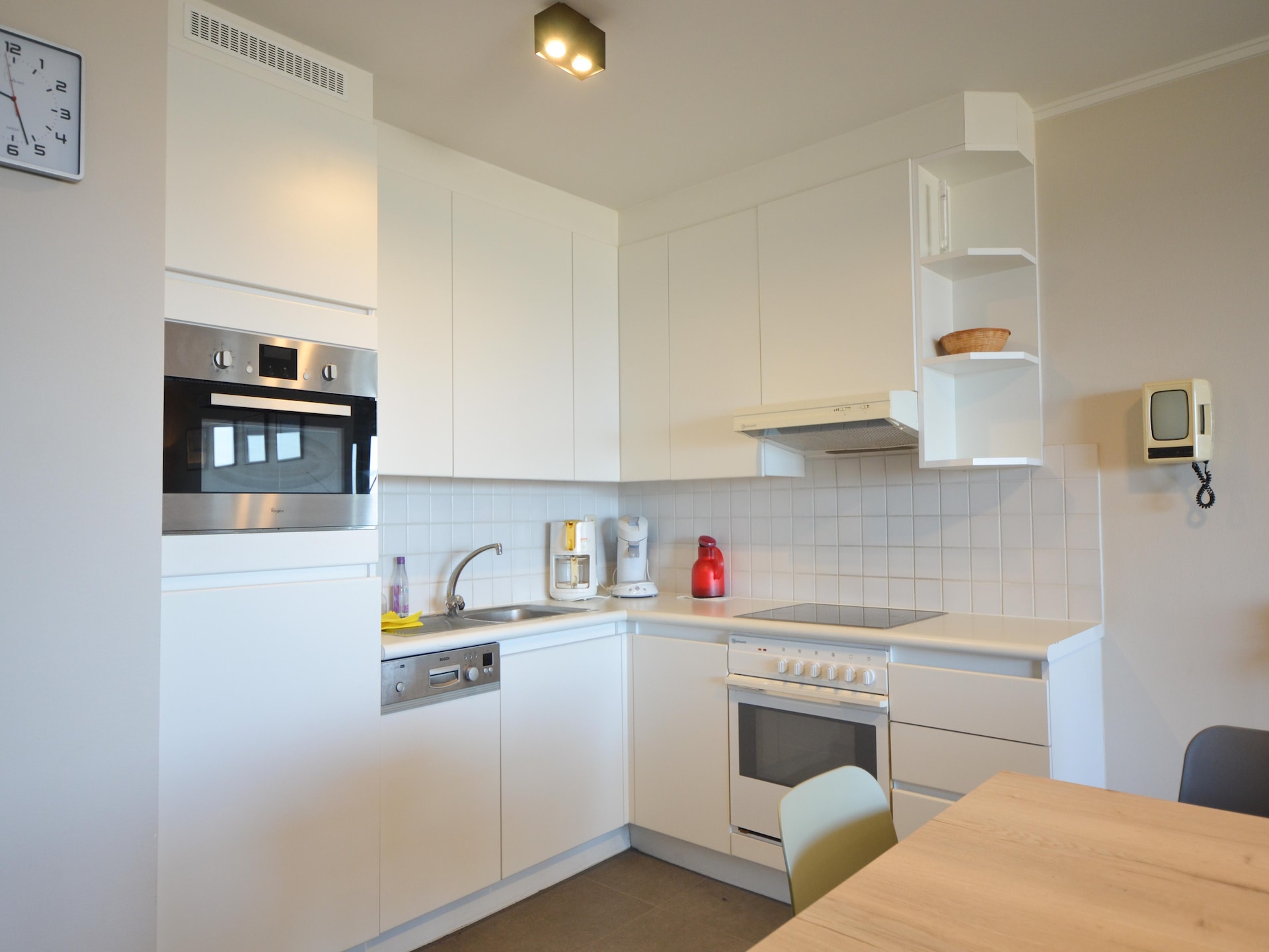 4-persoons appartement in Oostduinkerke met frontaal zeezicht - foto 3