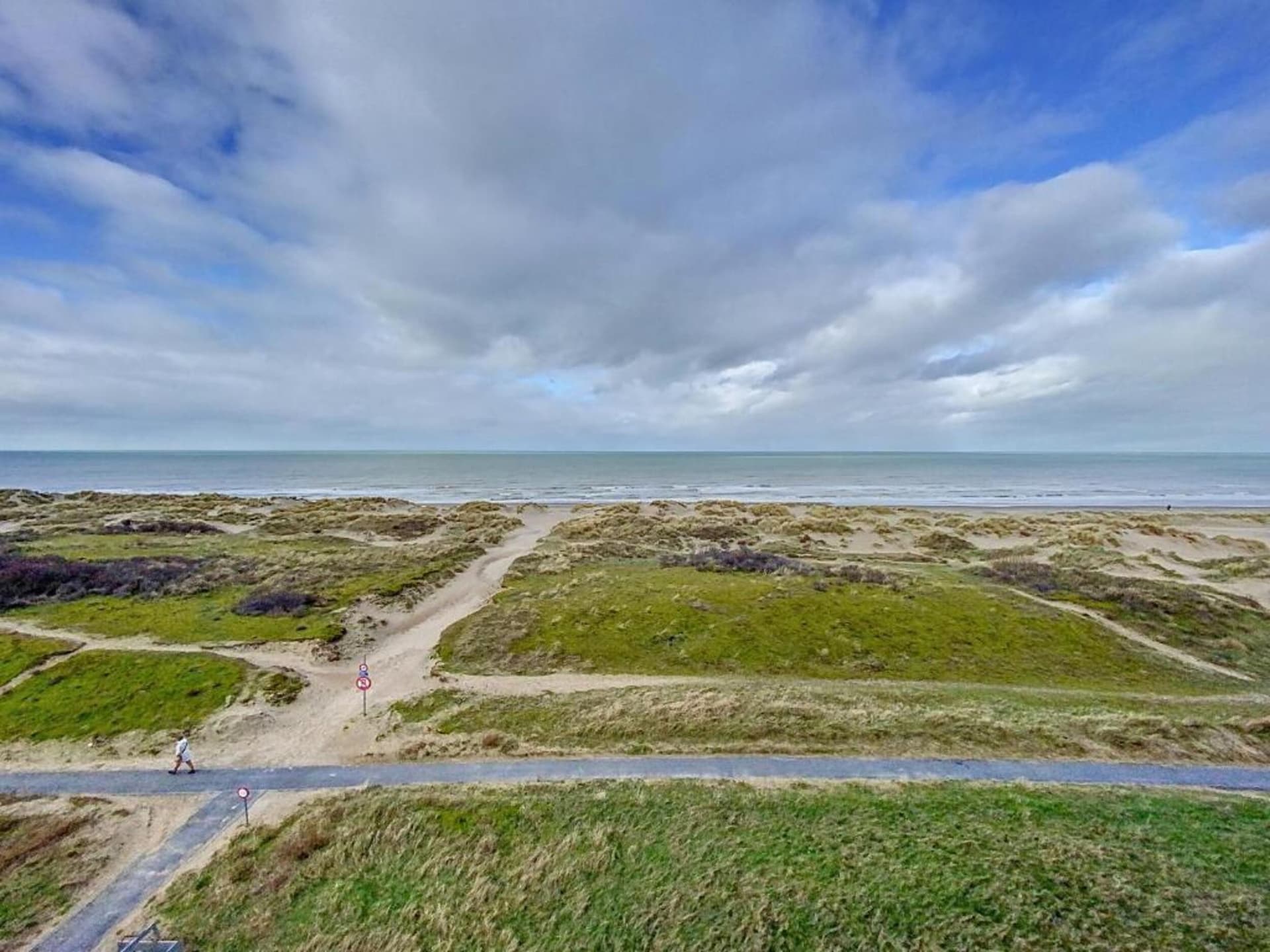 Op 1 km van de golfbaan: Modern appartement in Oostduinkerke · 4 pers. - foto 23