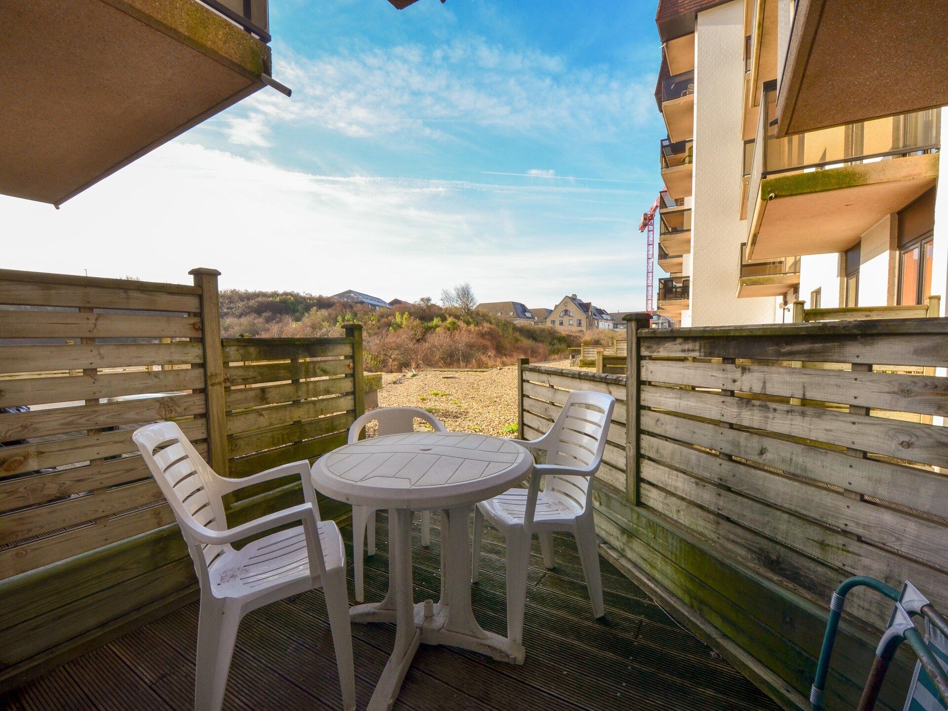 Licht appartement met zonneterras op loopafstand van strand en duinen - foto 26