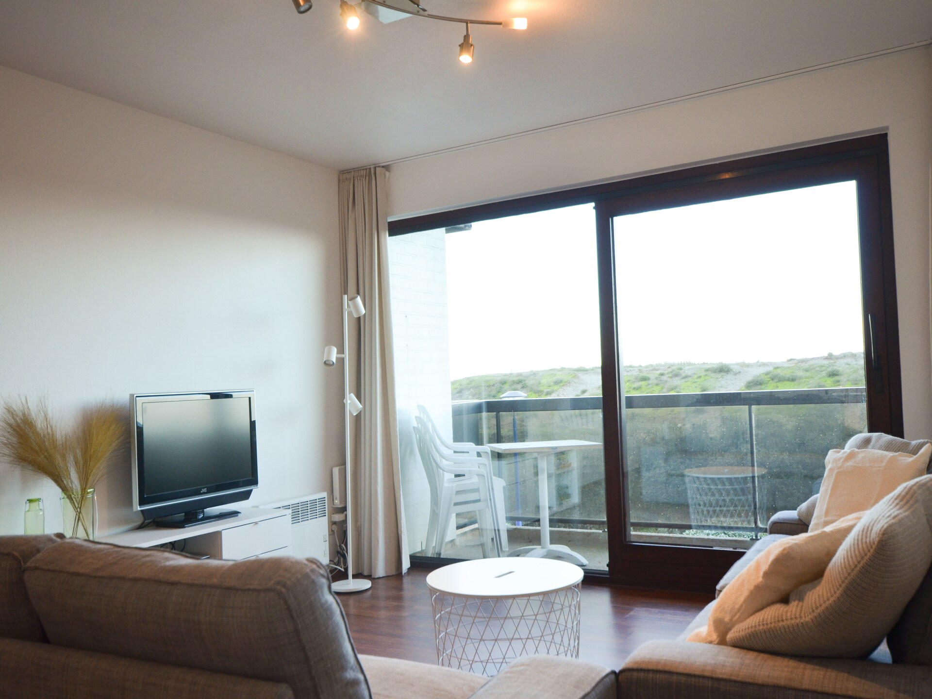 Licht appartement met zijdelings zeezicht en terras in Oostduinkerke - foto 7