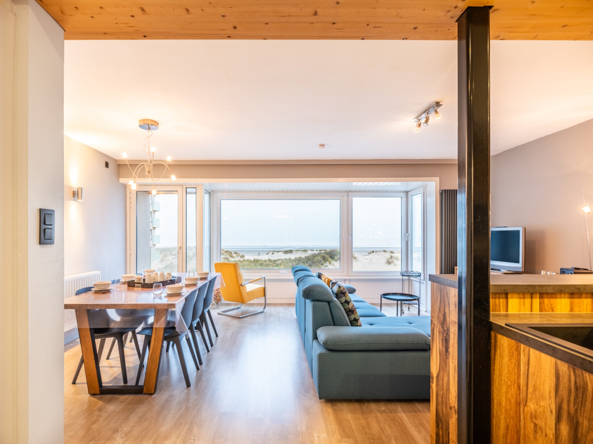 Zonovergoten appartement met uniek zeezicht op de zeewering van Oostduinkerke - foto 10