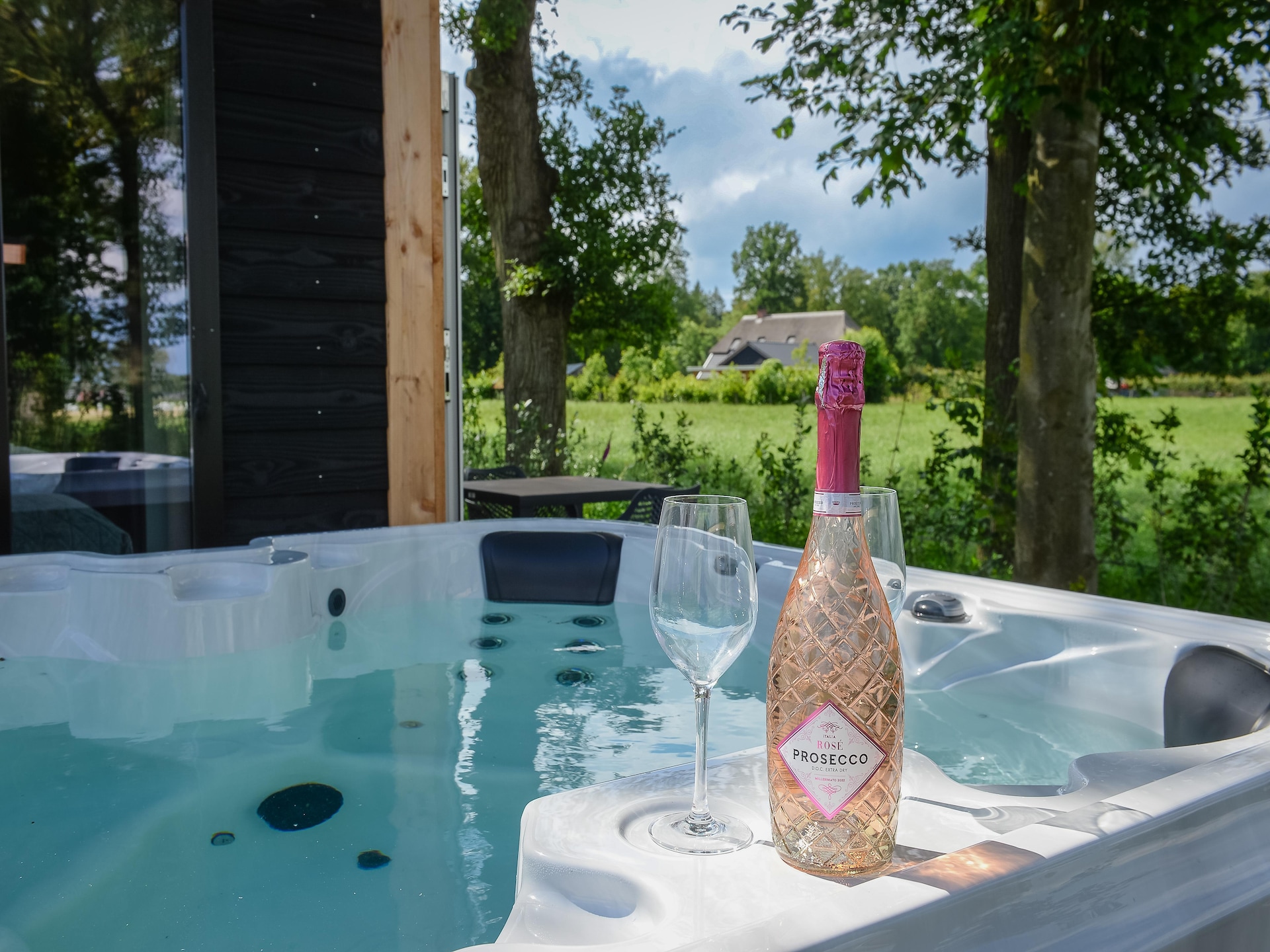 Luxe landhuis in Rijssen met buitenjacuzzi en sauna - foto 9