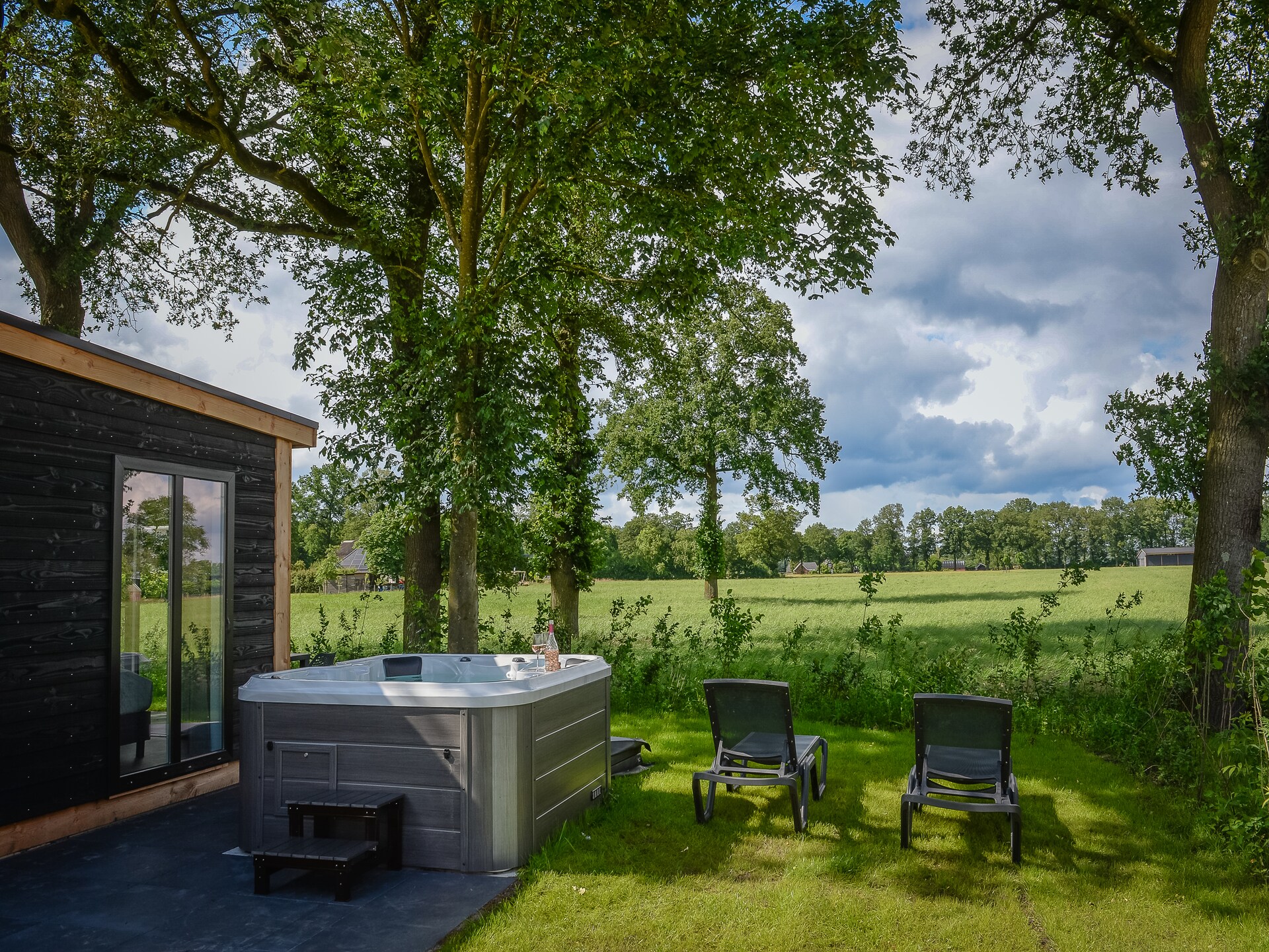 Luxe landhuis in Rijssen met buitenjacuzzi en sauna - foto 26