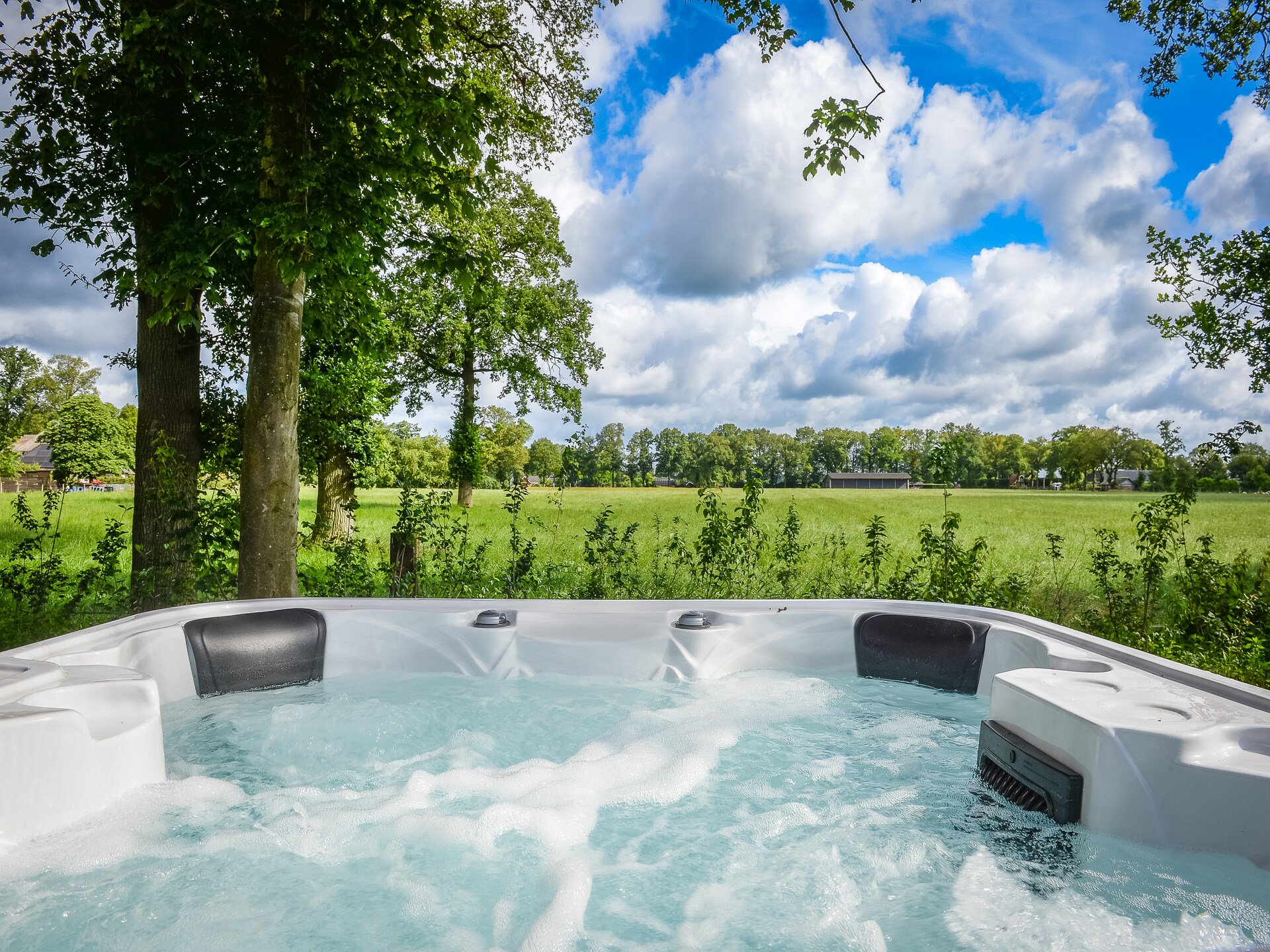 Luxe landhuis in Rijssen met buitenjacuzzi en sauna - foto 27