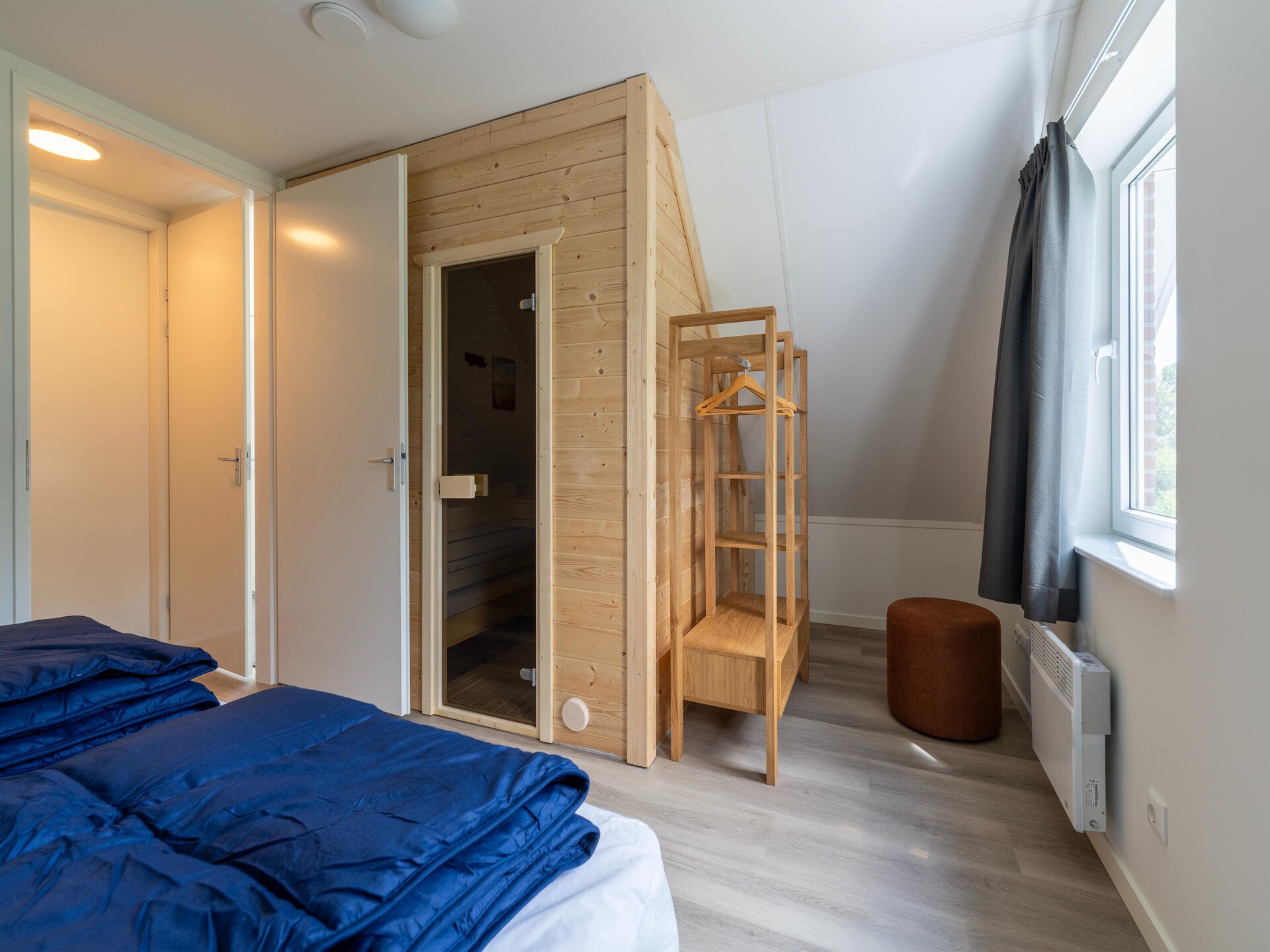 Vrijstaand vakantiehuis aan het meer met sauna, 150m van strand - foto 39