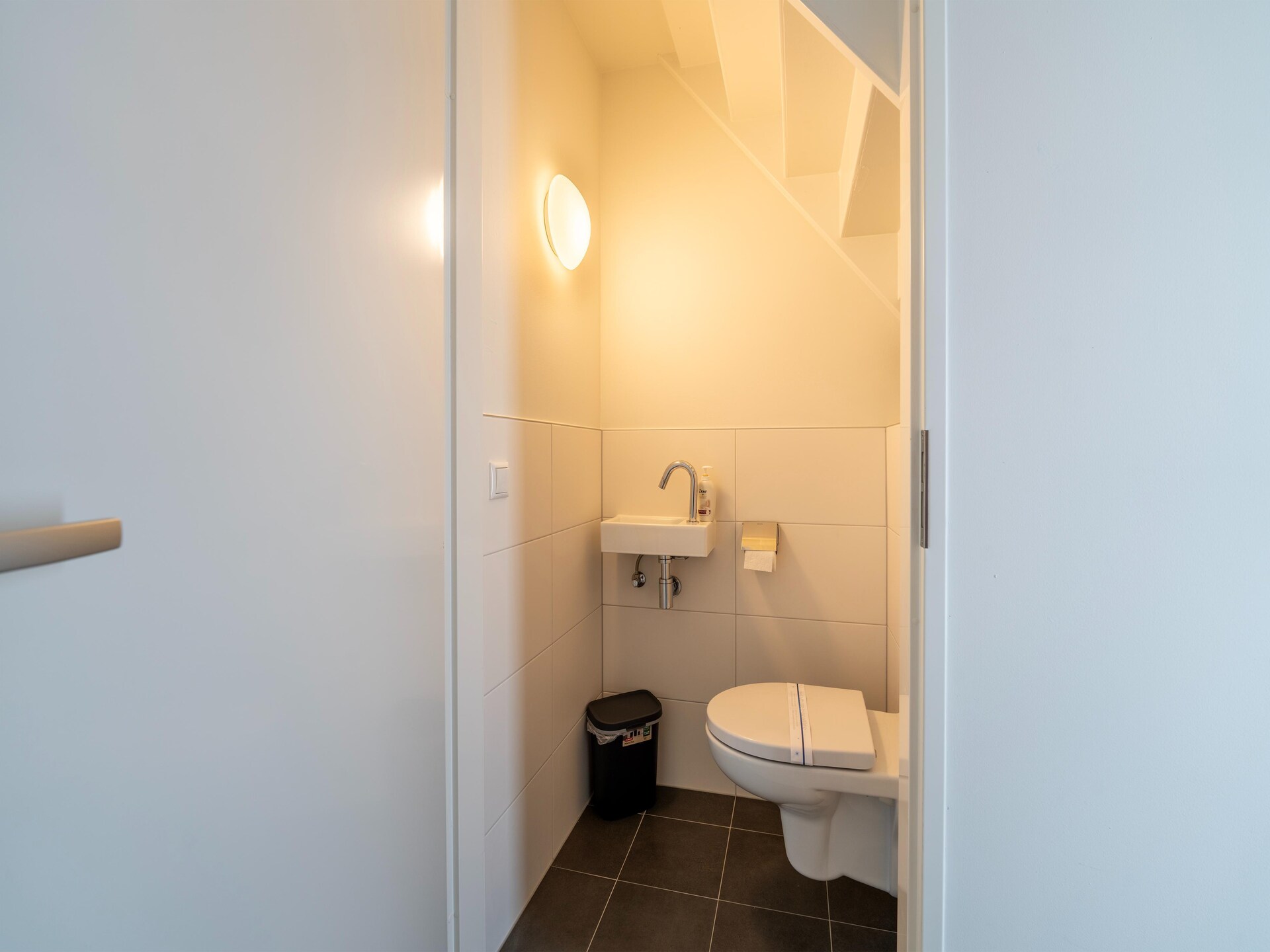 Vrijstaand vakantiehuis aan het meer met sauna, 150m van strand - foto 26