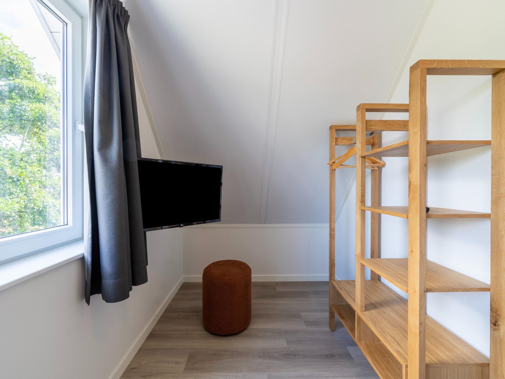 Vrijstaand vakantiehuis aan het meer met sauna, 150m van strand - foto 23
