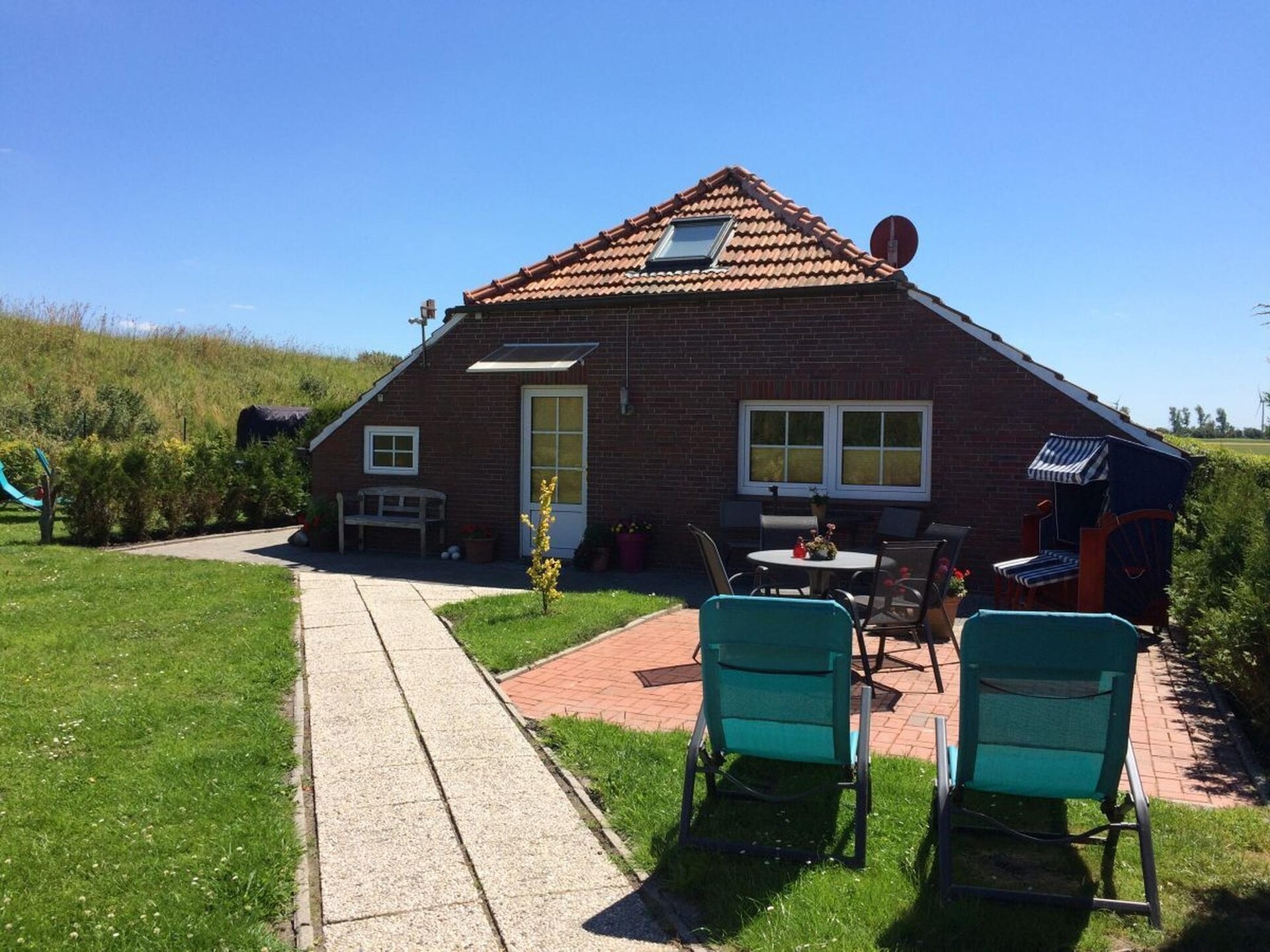 Haus Deichperle: Rustiek vakantiehuis op de dijk bij Dornumersiel - foto 1