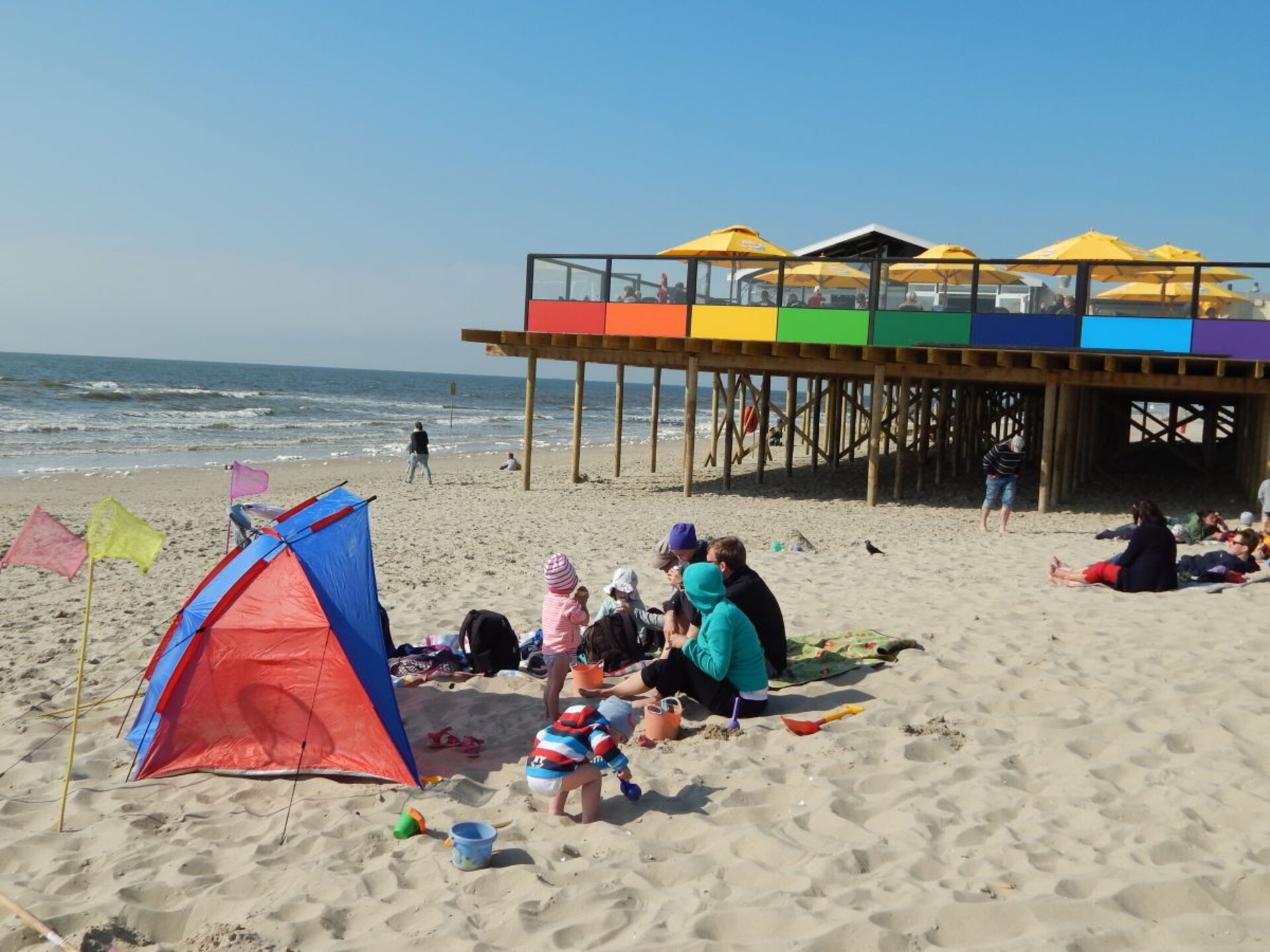 Rietgedekt vakantiehuis met uitzicht op meer in Callantsoog - foto 45