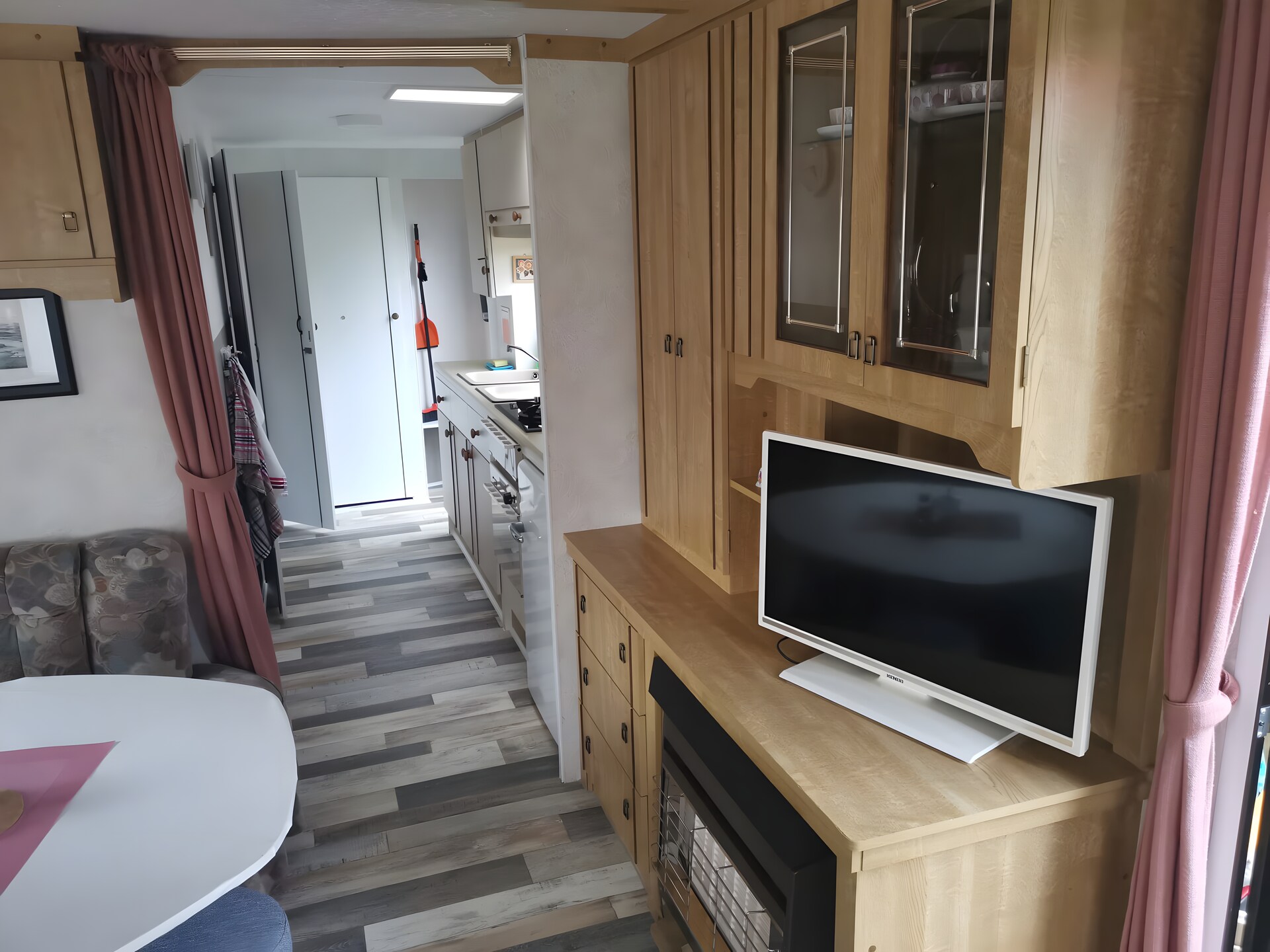 Vrijstaande stacaravan aan Goldberger See voor 3 personen met privétuin - foto 4