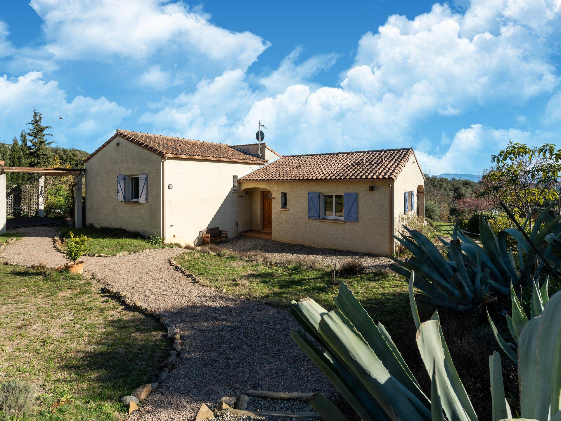Ruim vakantiehuis met zoutwaterzwembad en uitzicht op de Pyreneeën - foto 18