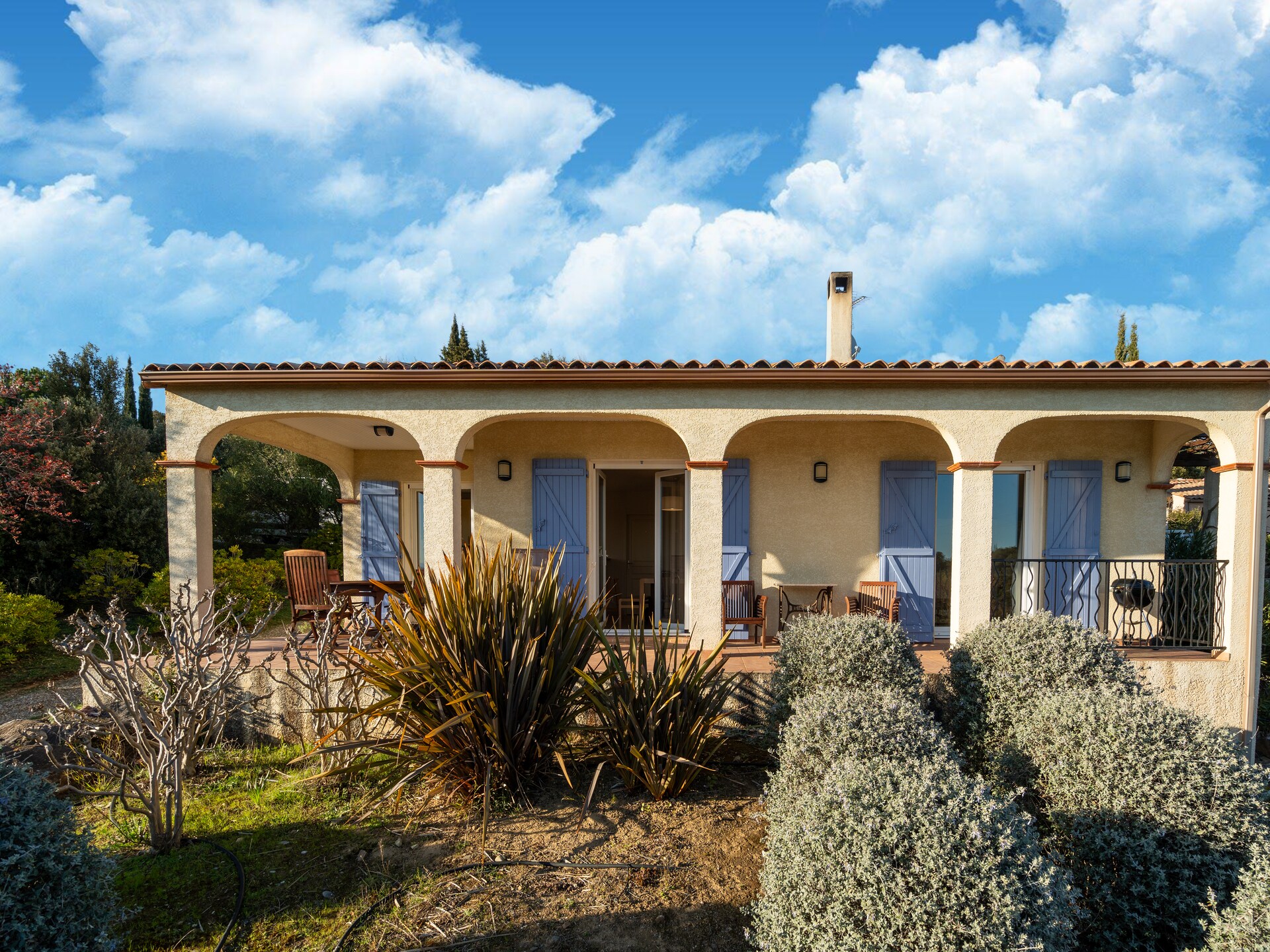 Ruim vakantiehuis met zoutwaterzwembad en uitzicht op de Pyreneeën - foto 21