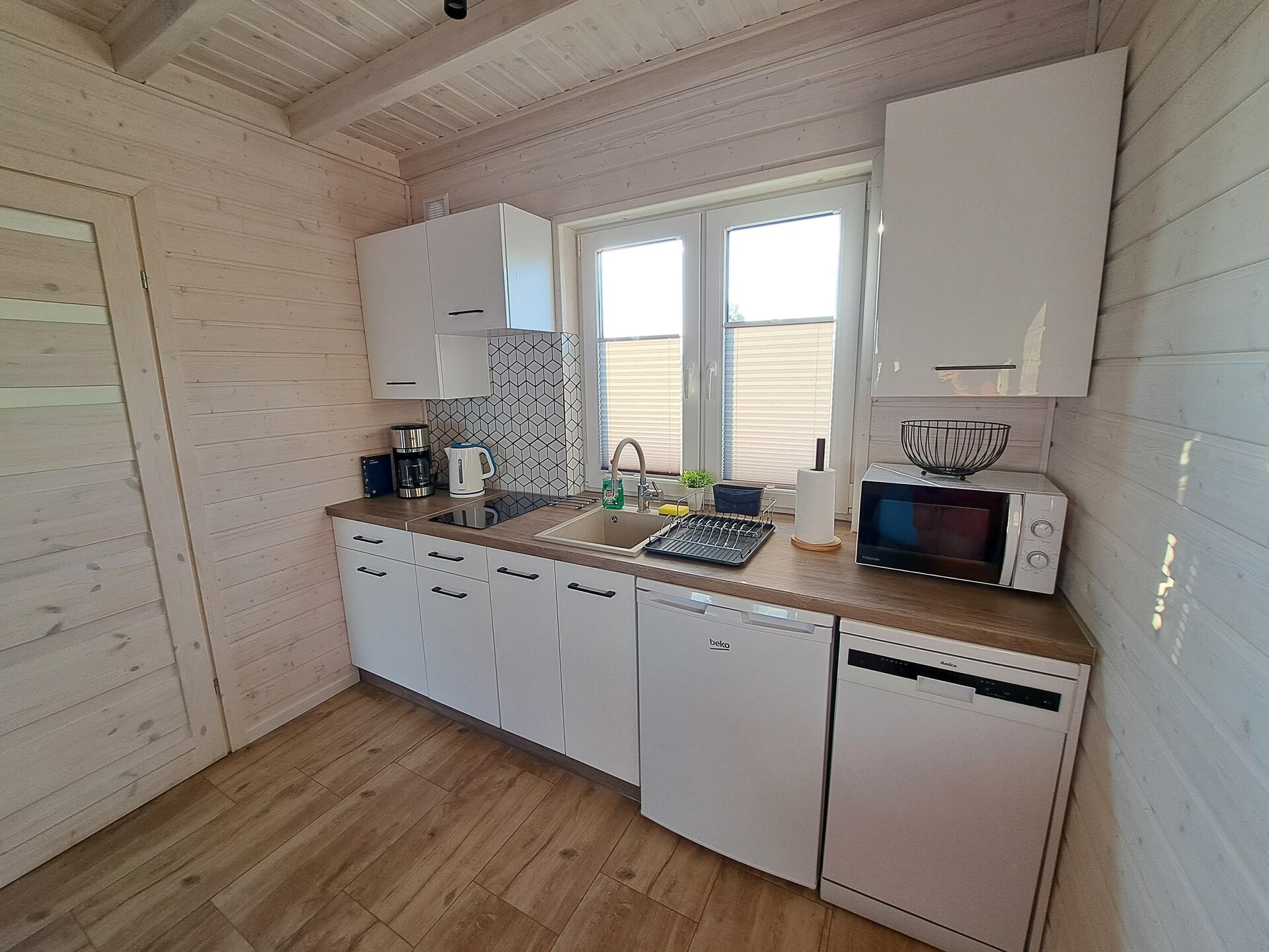6-persoons vakantiehuis in het centrum van Niechorze - foto 2