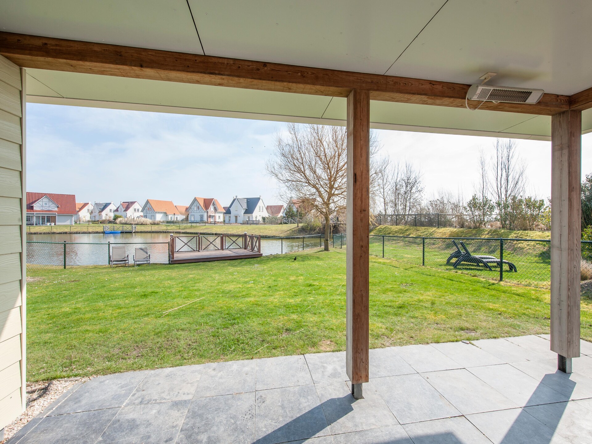 Vrijstaande watervilla met steiger op 400m van het strand in Cadzand-Bad - foto 5