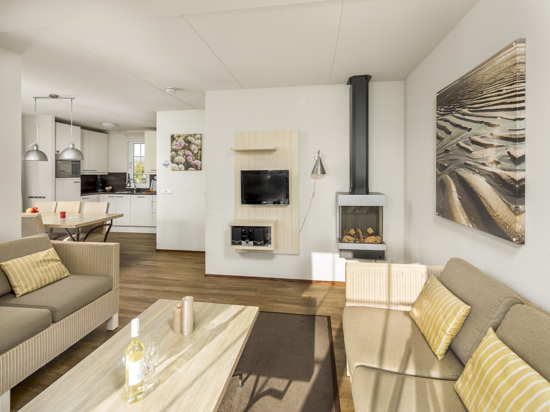 Luxe watervilla met aanlegsteiger op 400m van Noordzee-strand - foto 7
