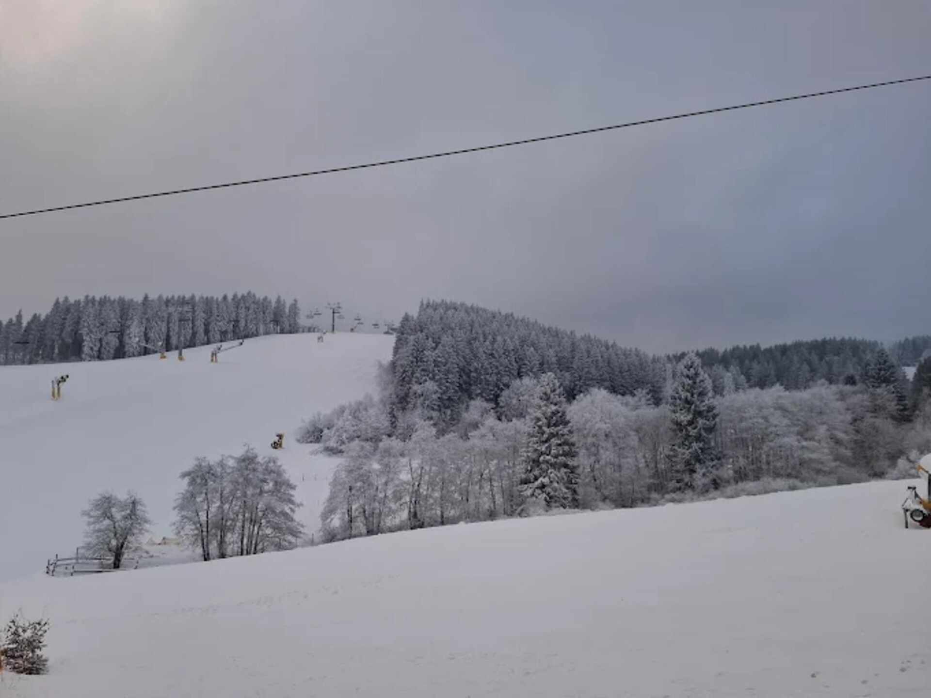 Knusse studio direct aan de piste in Winterberg - foto 37