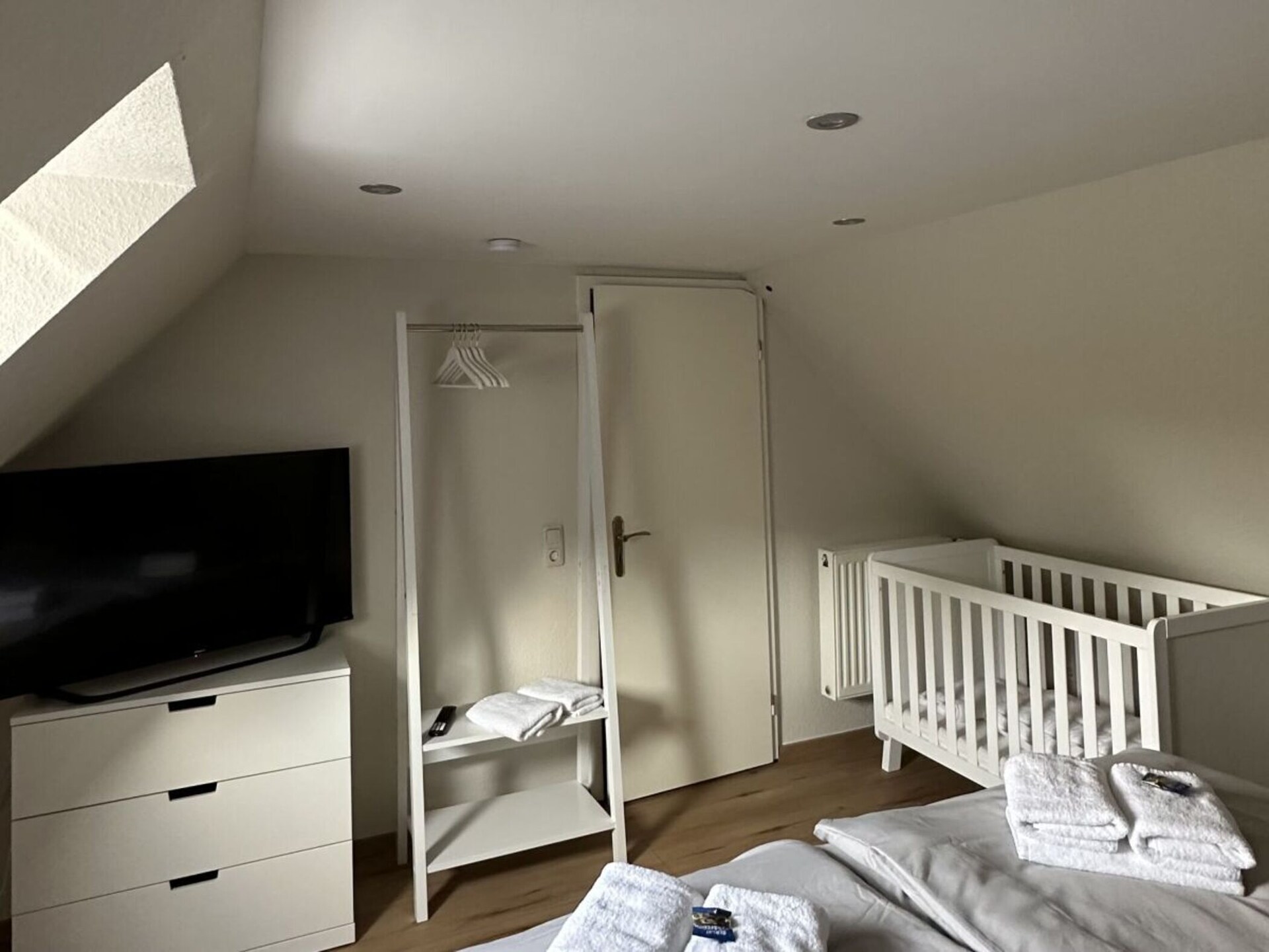 Vakantiehuis direct aan zee in Dangast – 9 personen, 85 m², strand op 100m - foto 10