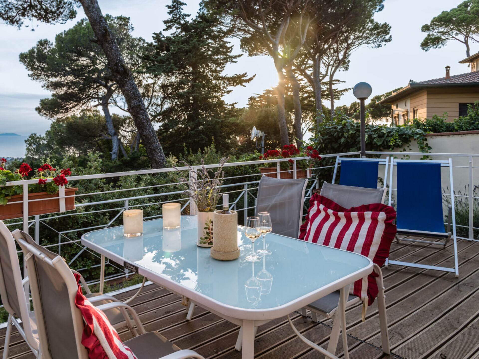 Licht appartement met zeezicht en terras nabij Montenero - foto 8
