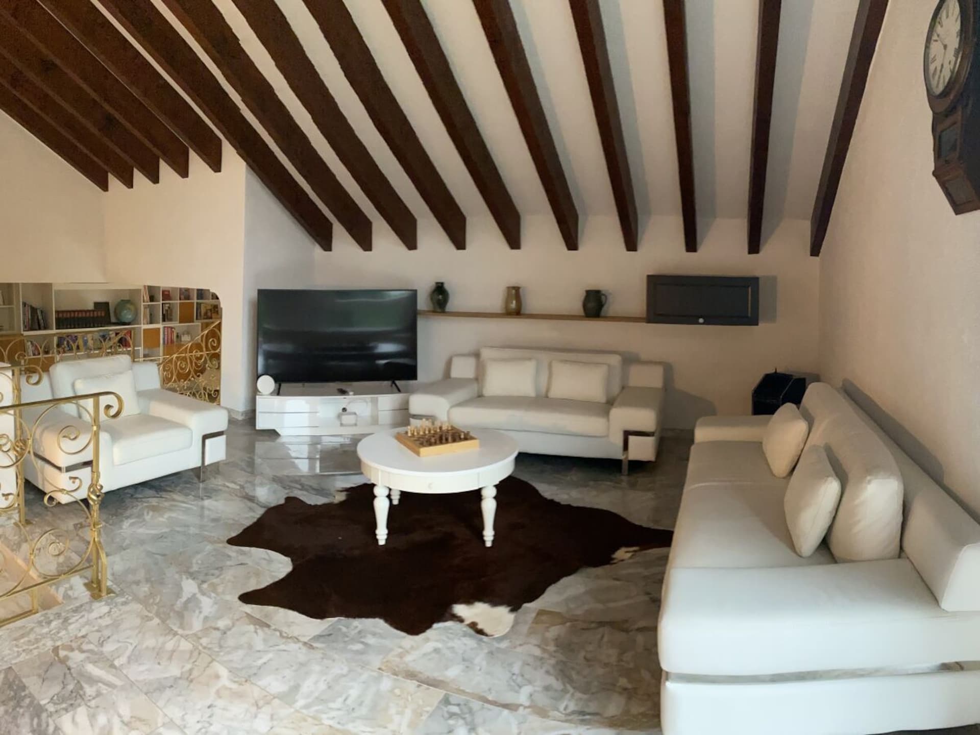 Op 800m van centrum Gebhardshain: Vakantiehuis met privézwembad - foto 10