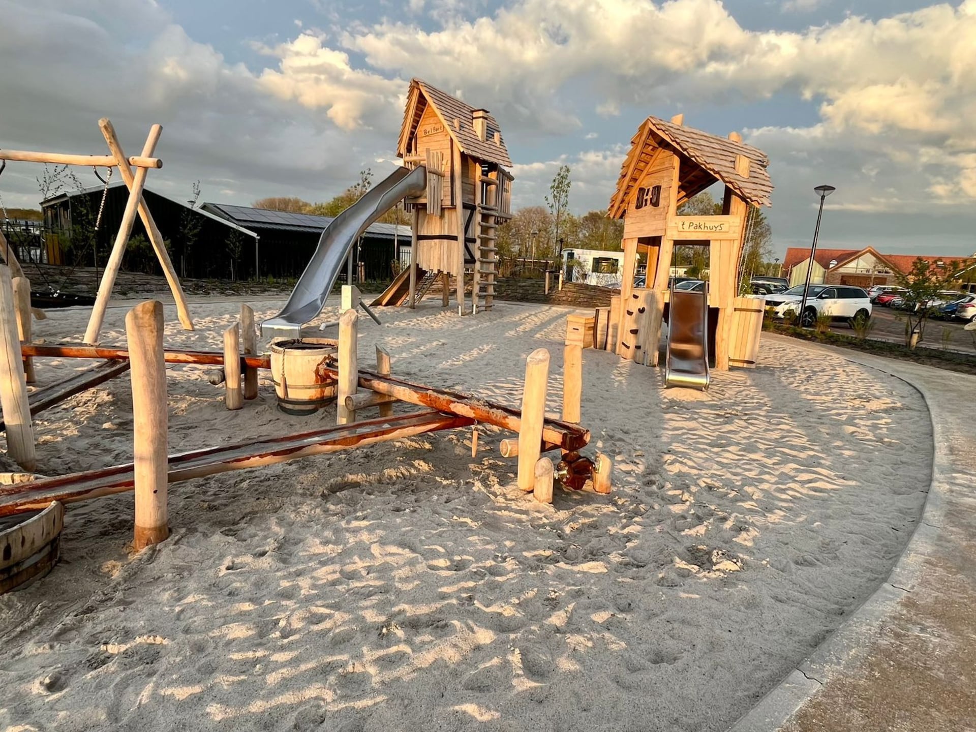 Vrijstaand boshuis bij strand en meer in Noordwijkerhout - foto 11