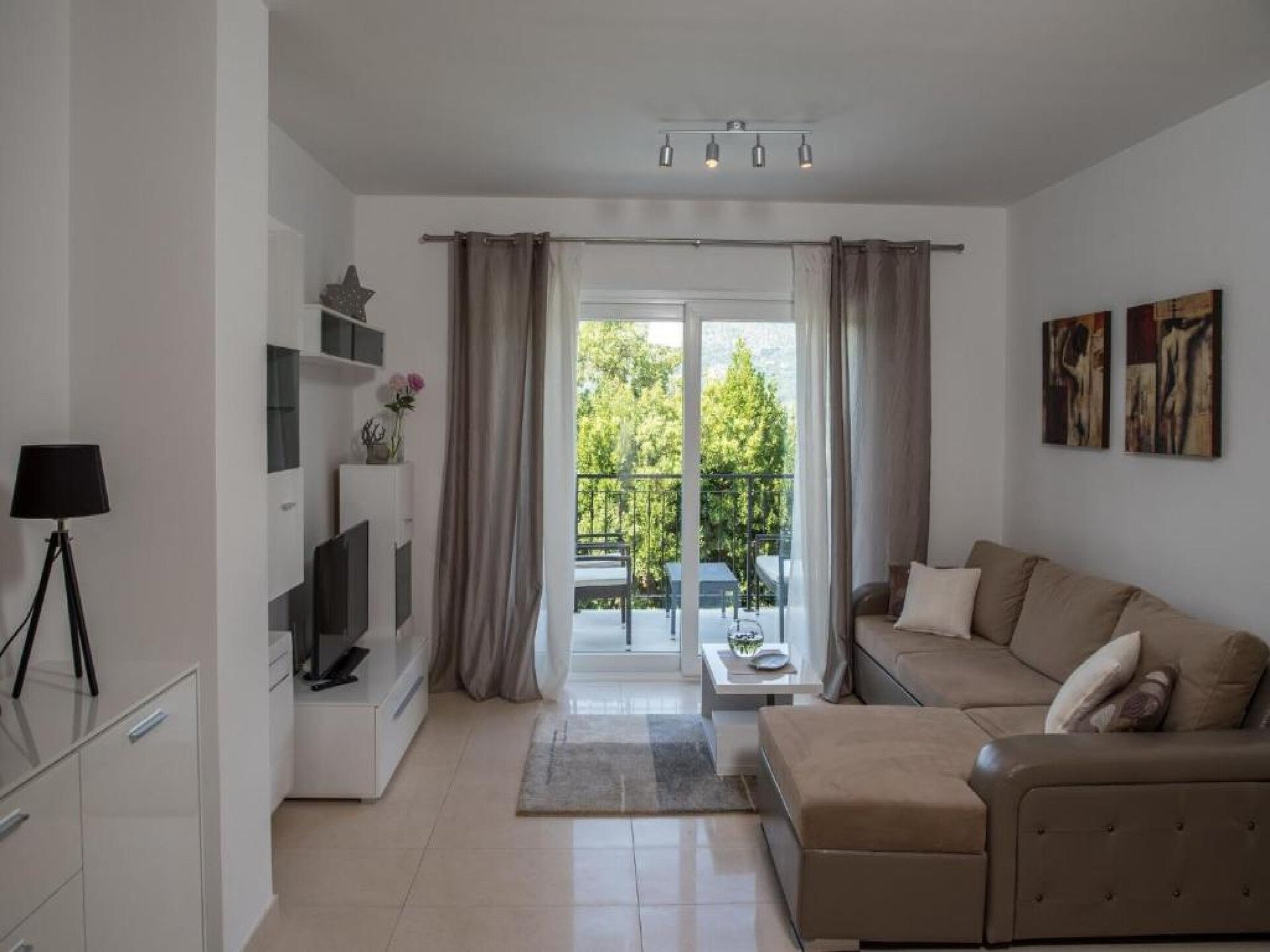 Villa Anita: Ruime 10-persoons villa met privézwembad in Konavle - foto 1