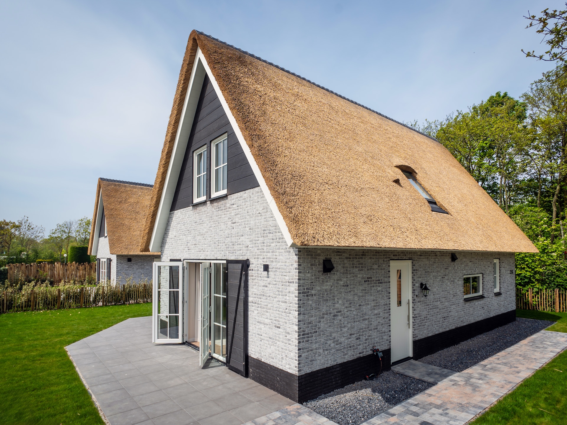 Luxe rietgedekte wellnessvilla voor 8 personen in De Koog, Texel - foto 4