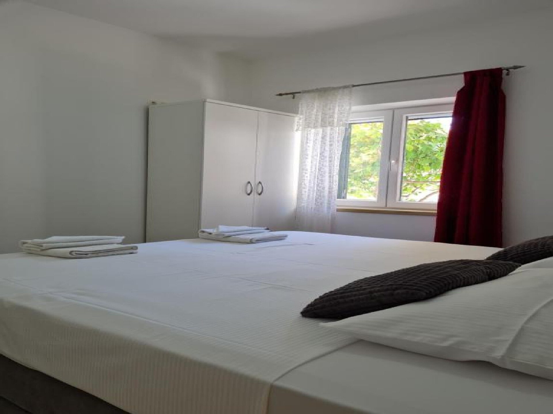 Luxe Appartement Ani met zwembad en jacuzzi op 500m van het strand in Sutivan - foto 10