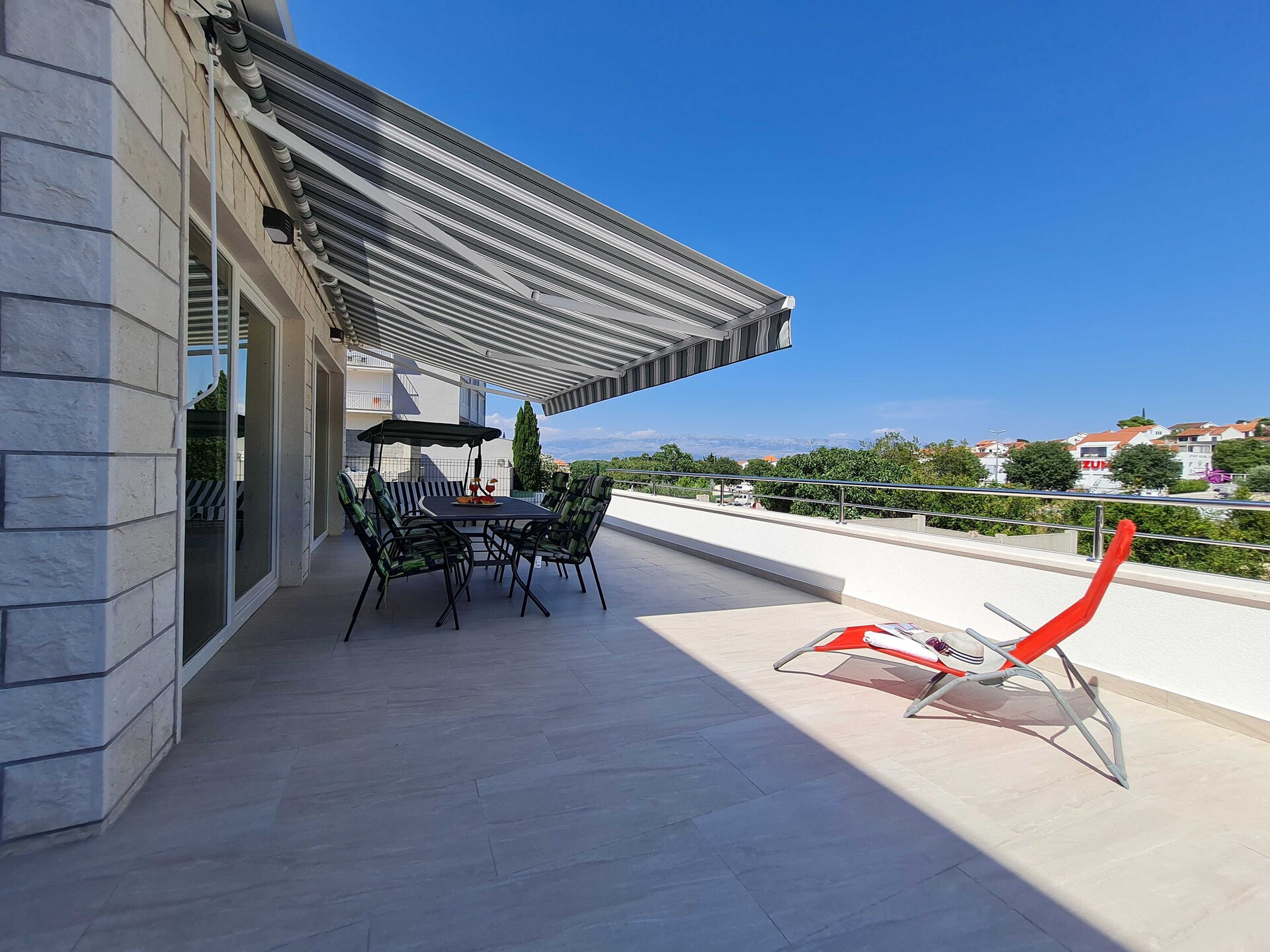 5-persoons appartement in Sutivan met hottub en terras - foto 17