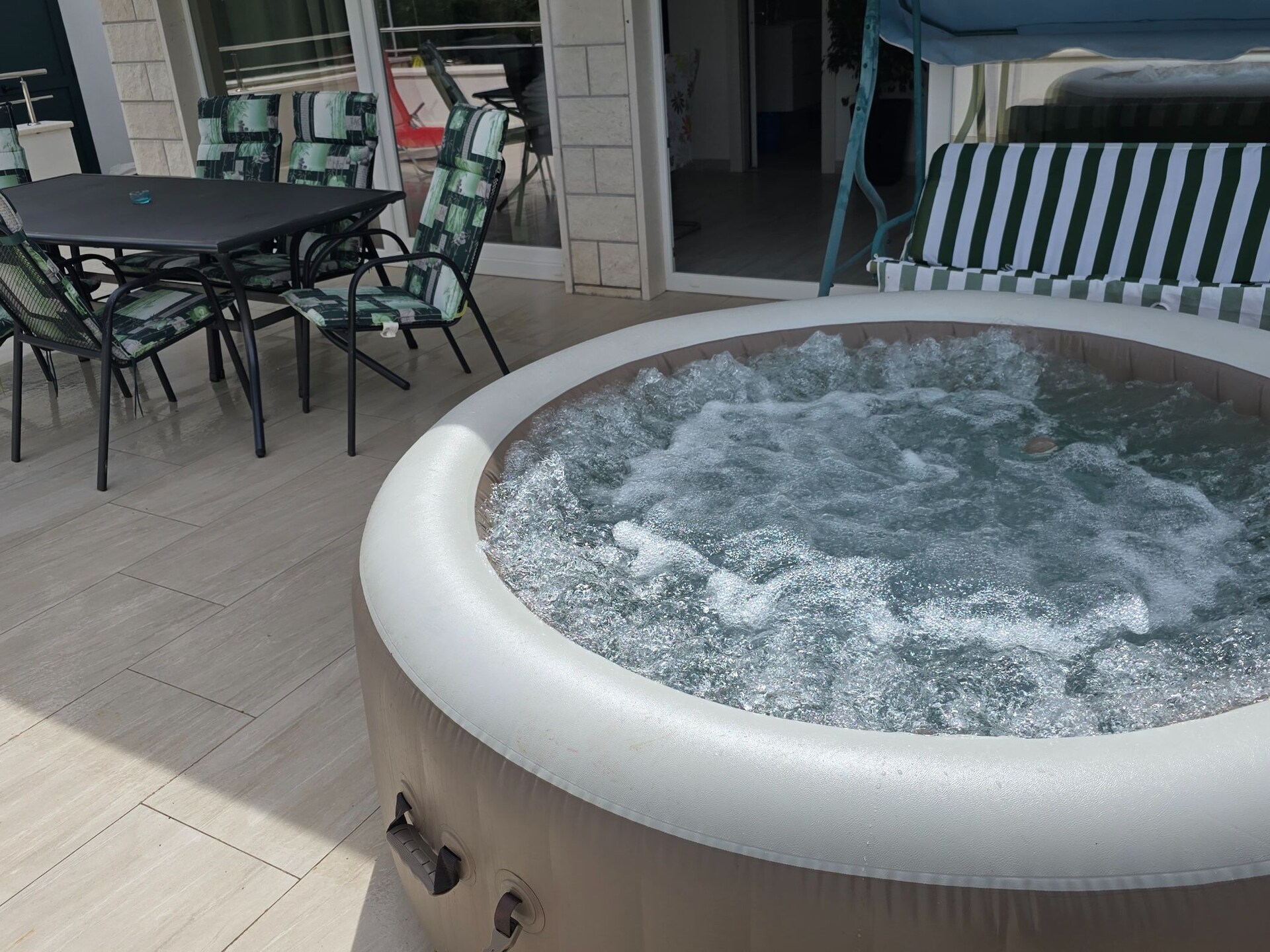 5-persoons appartement in Sutivan met hottub en terras - foto 31