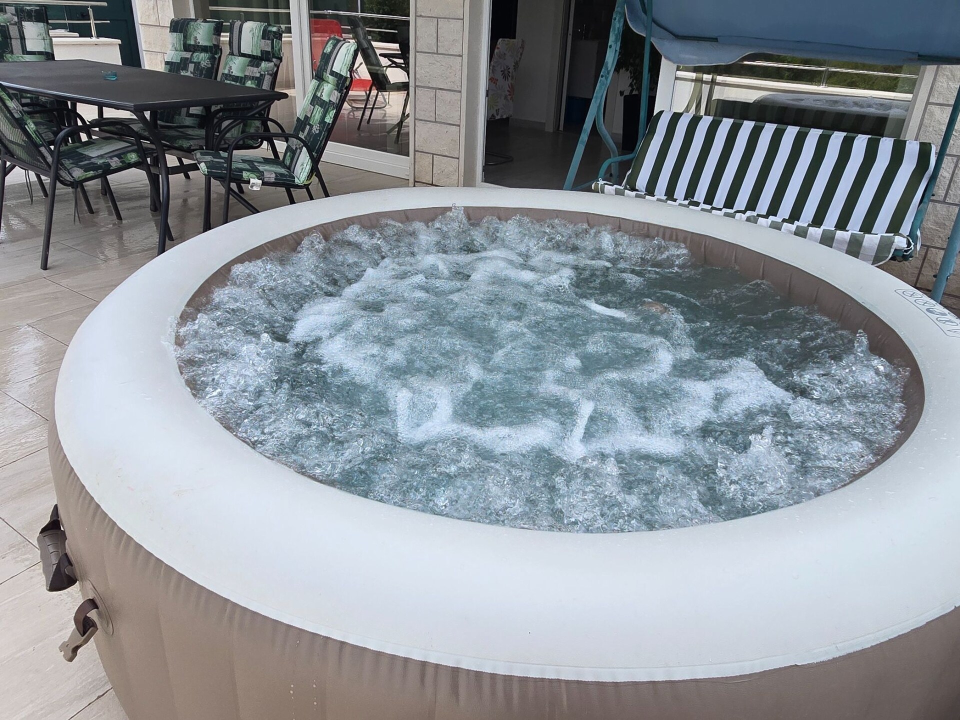 5-persoons appartement in Sutivan met hottub en terras - foto 34