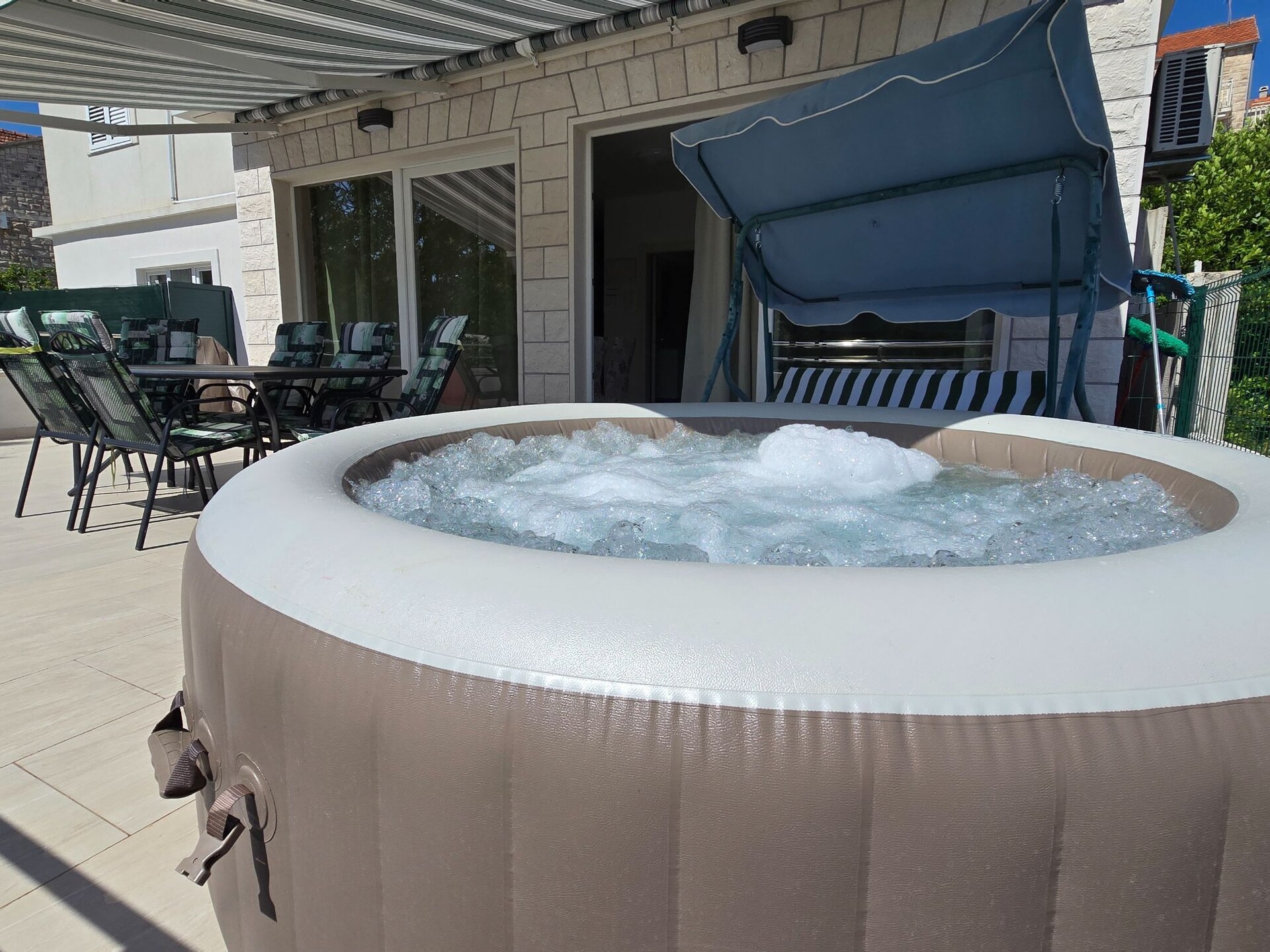 5-persoons appartement in Sutivan met hottub en terras - foto 39