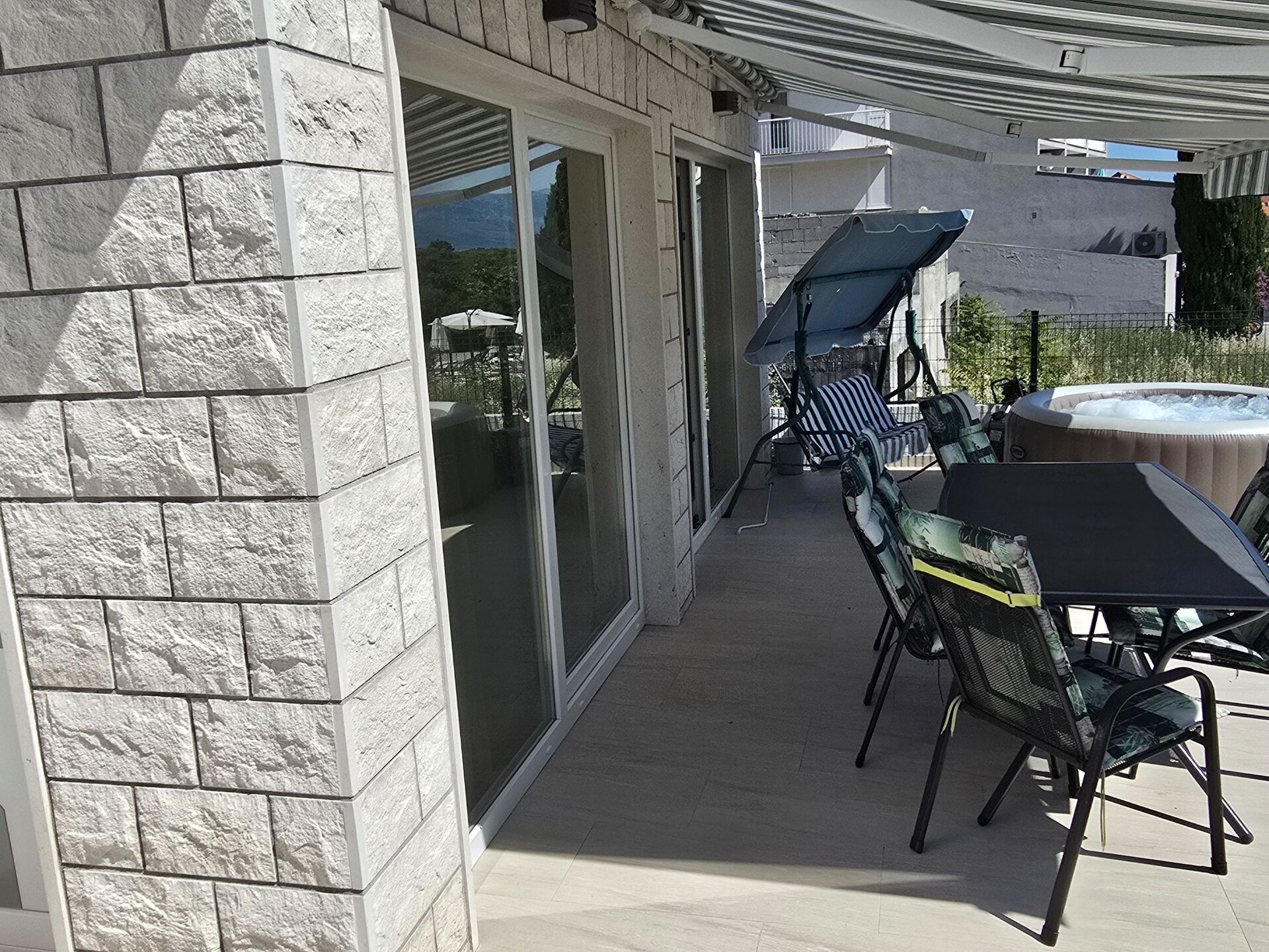 5-persoons appartement in Sutivan met hottub en terras - foto 44
