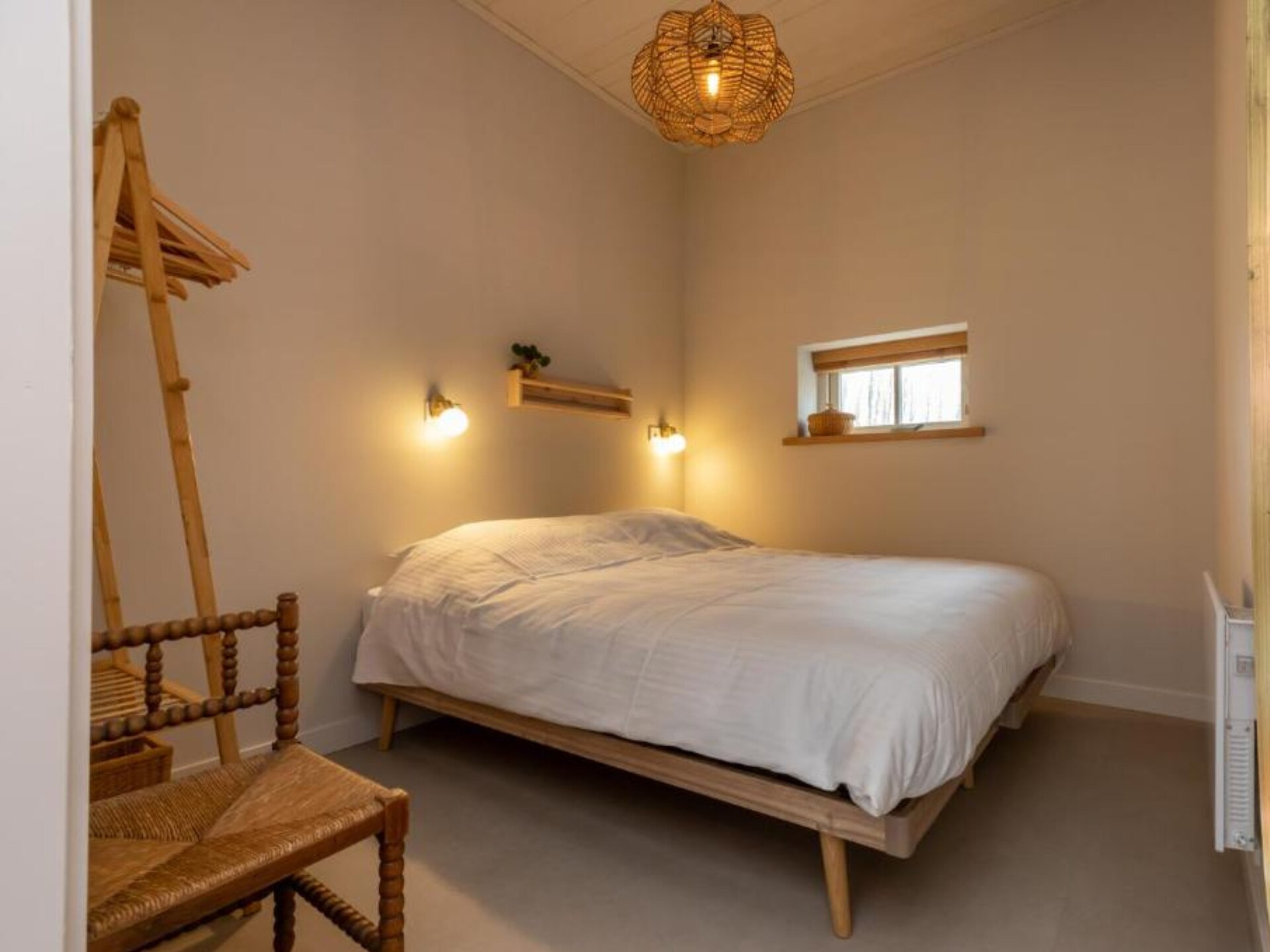 De Kleine Pionier: Modern vakantiehuis met tuin in hartje Grijpskerke - foto 11