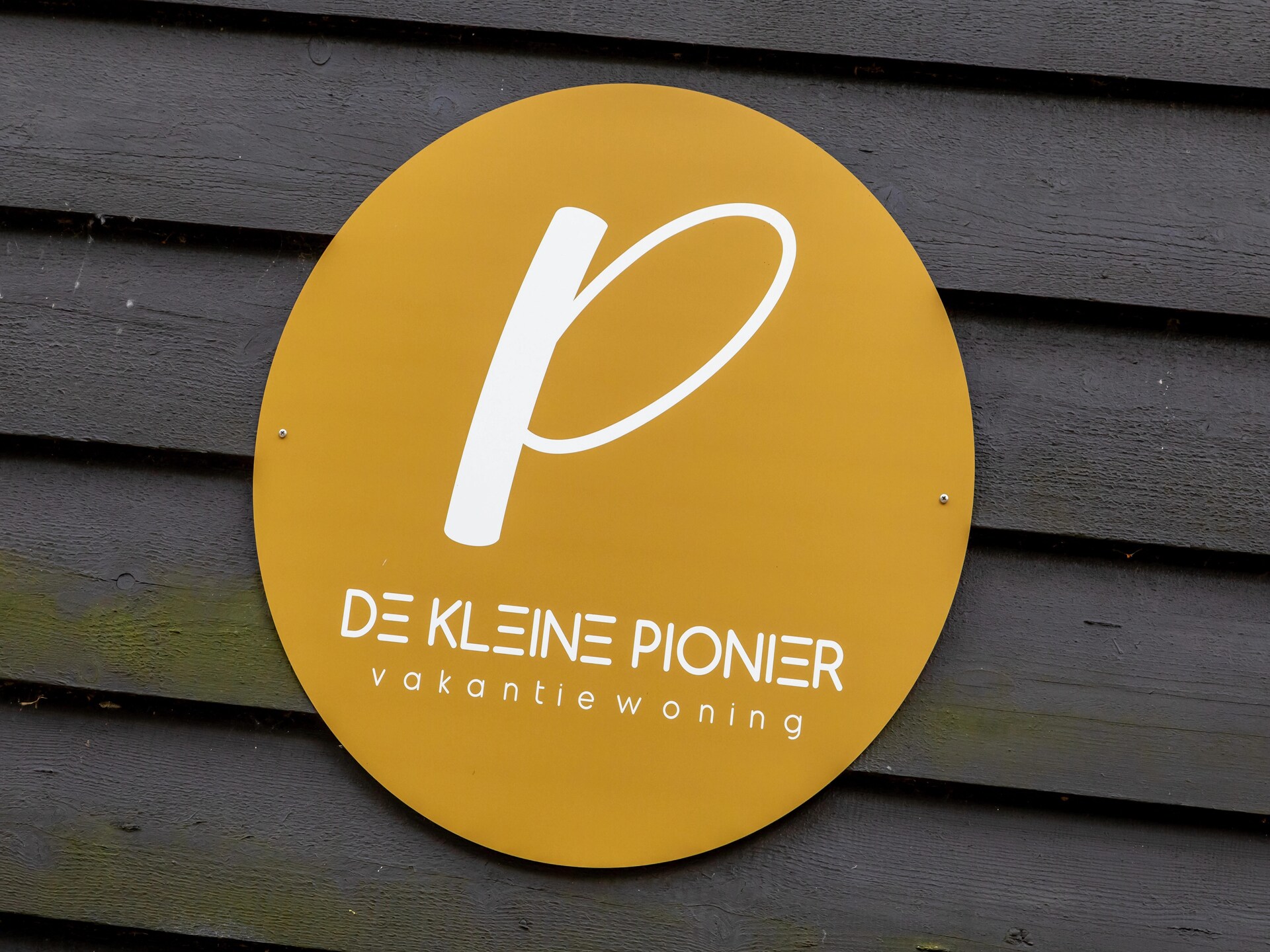 De Kleine Pionier: Modern vakantiehuis met tuin in hartje Grijpskerke - foto 29