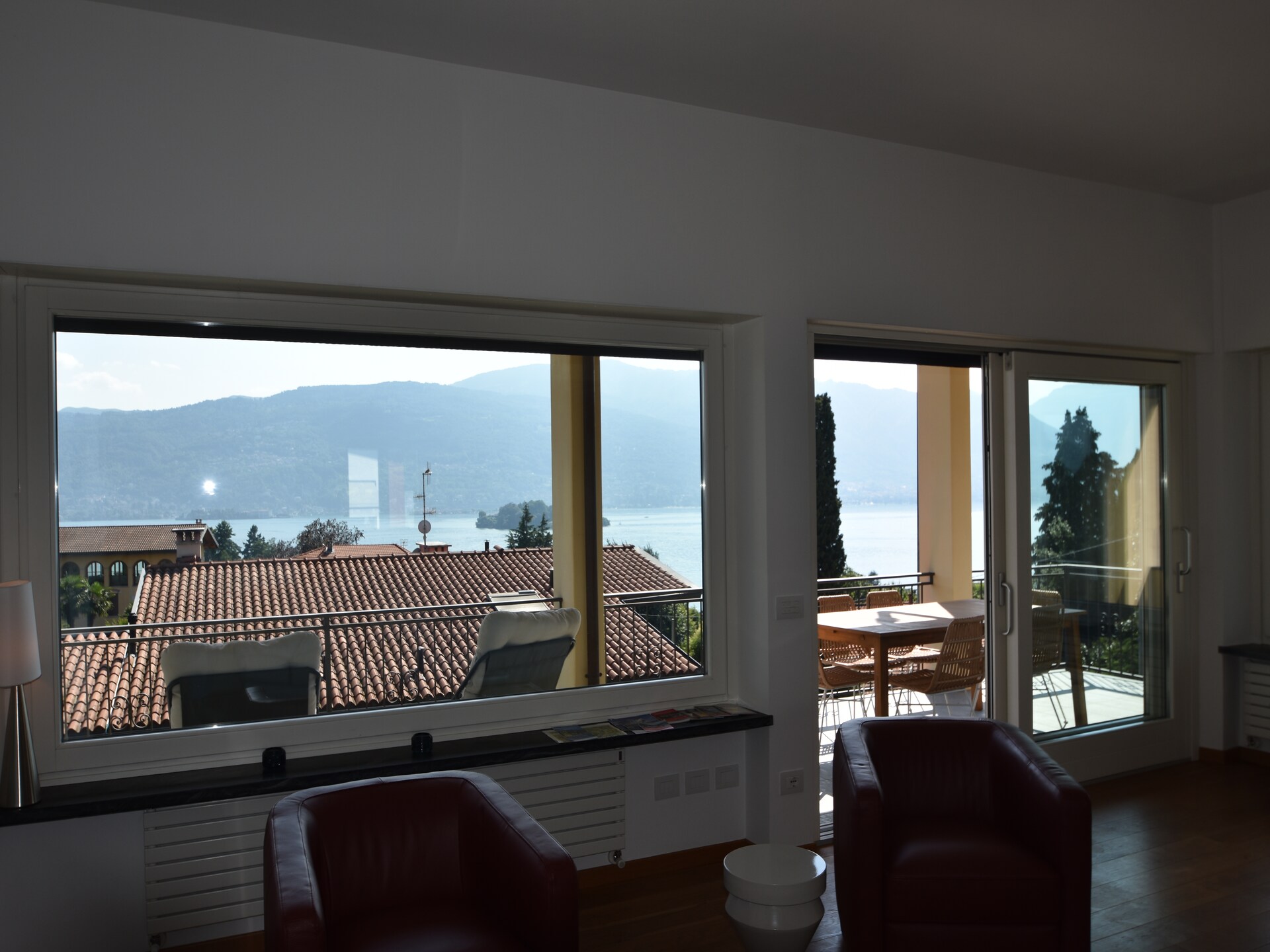 Licht appartement in Pallanza met uitzicht op de Borromeïsche Eilanden - foto 9