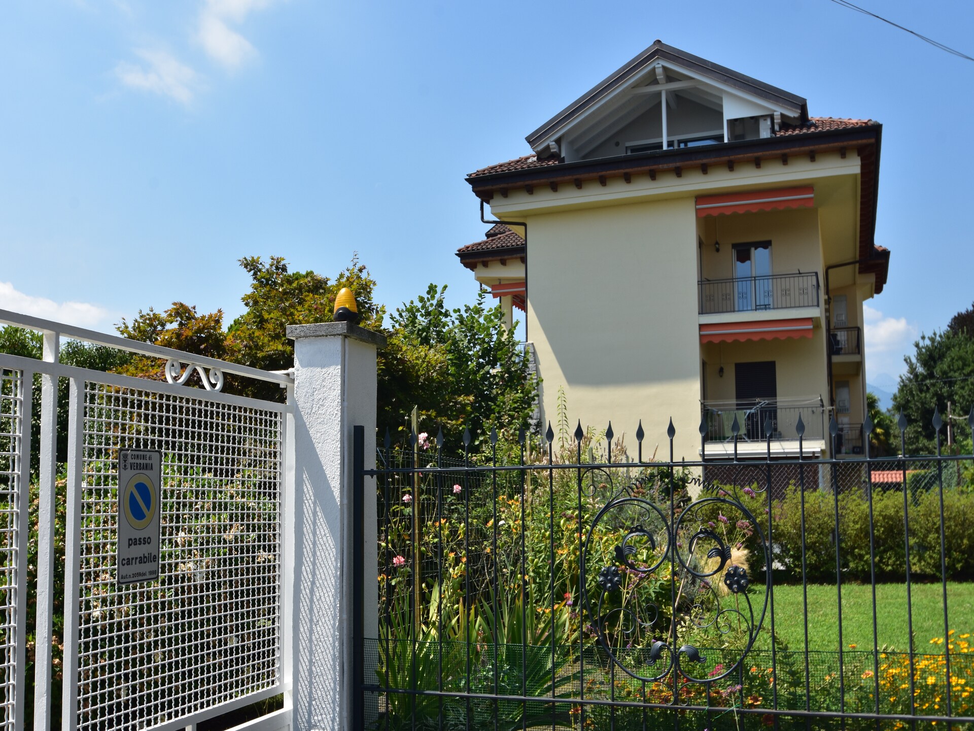 Licht appartement in Pallanza met uitzicht op de Borromeïsche Eilanden - foto 2